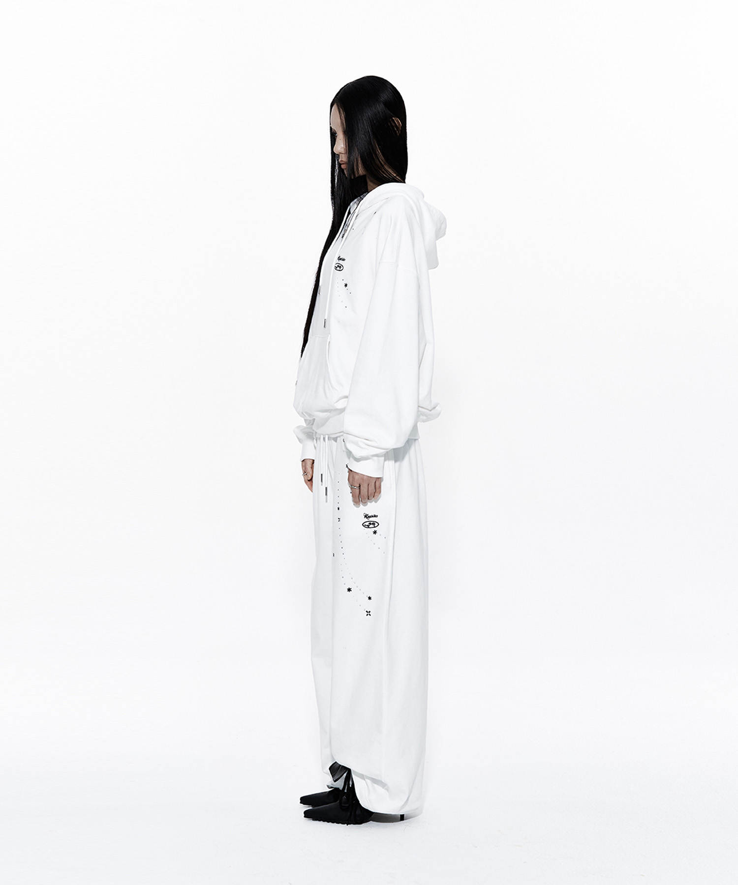 Zenu Belt Sweat Pants White