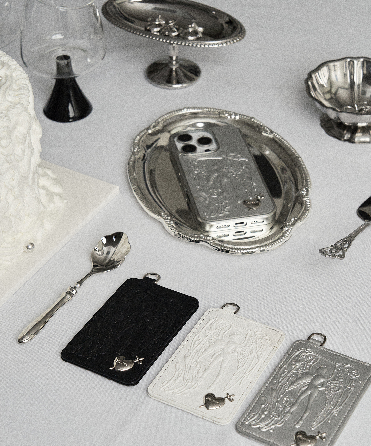 Angel Heart Case Silver