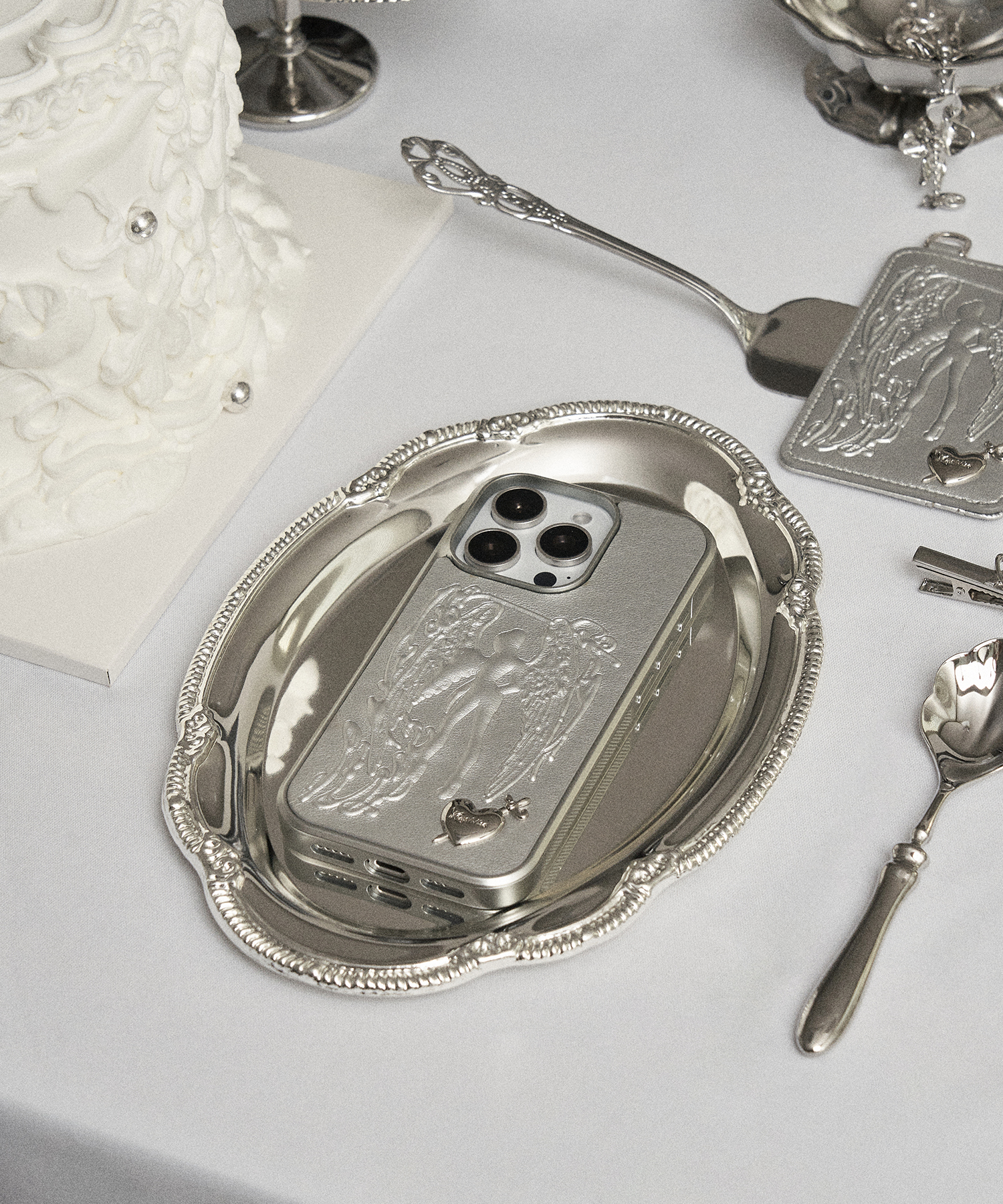 Angel Heart Case Silver