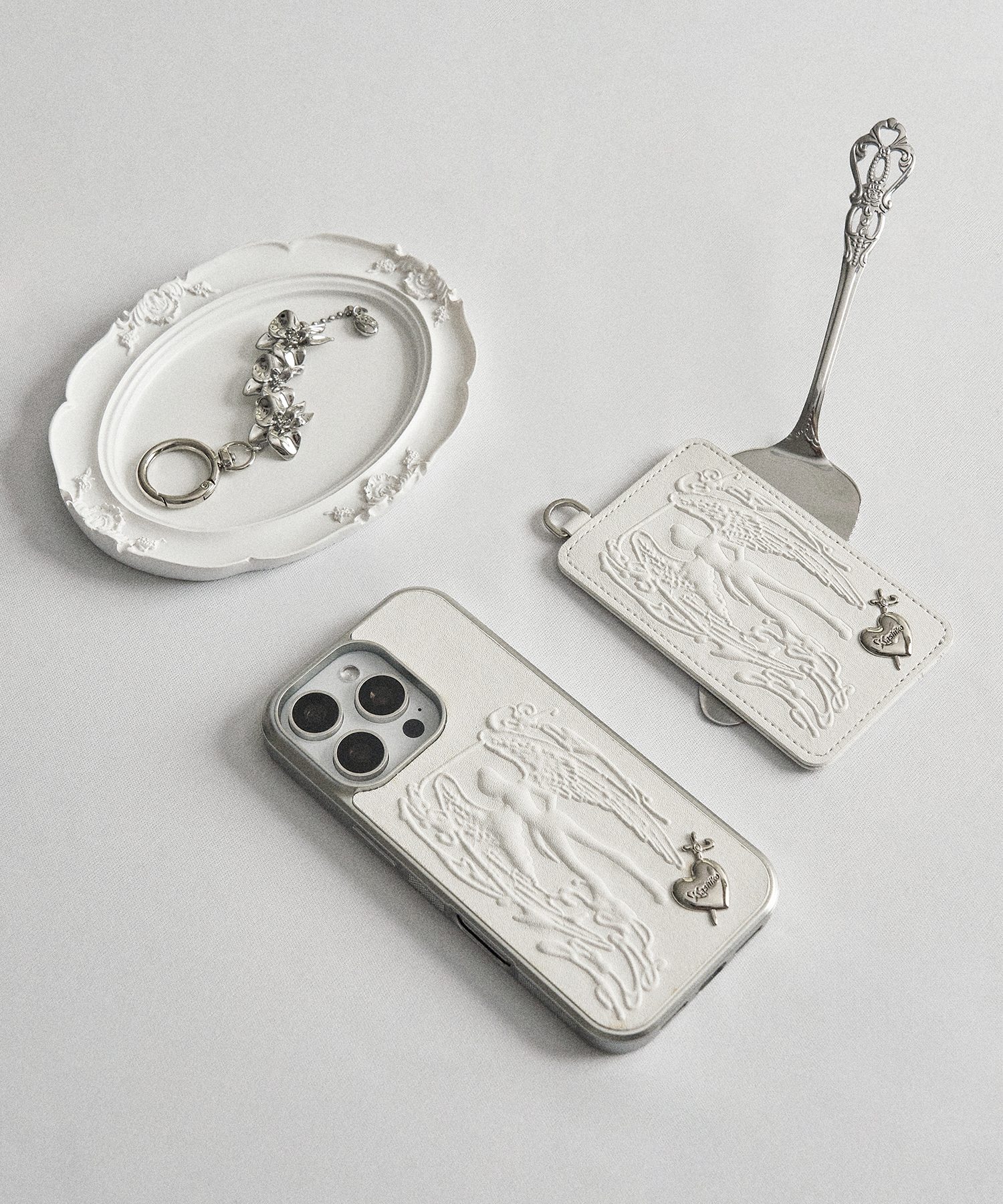 Angel Heart Case White