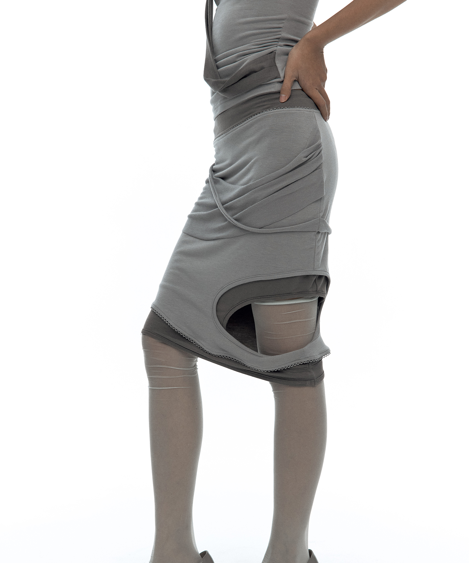 Peek-a-boo Strap Skirt Warm Gray