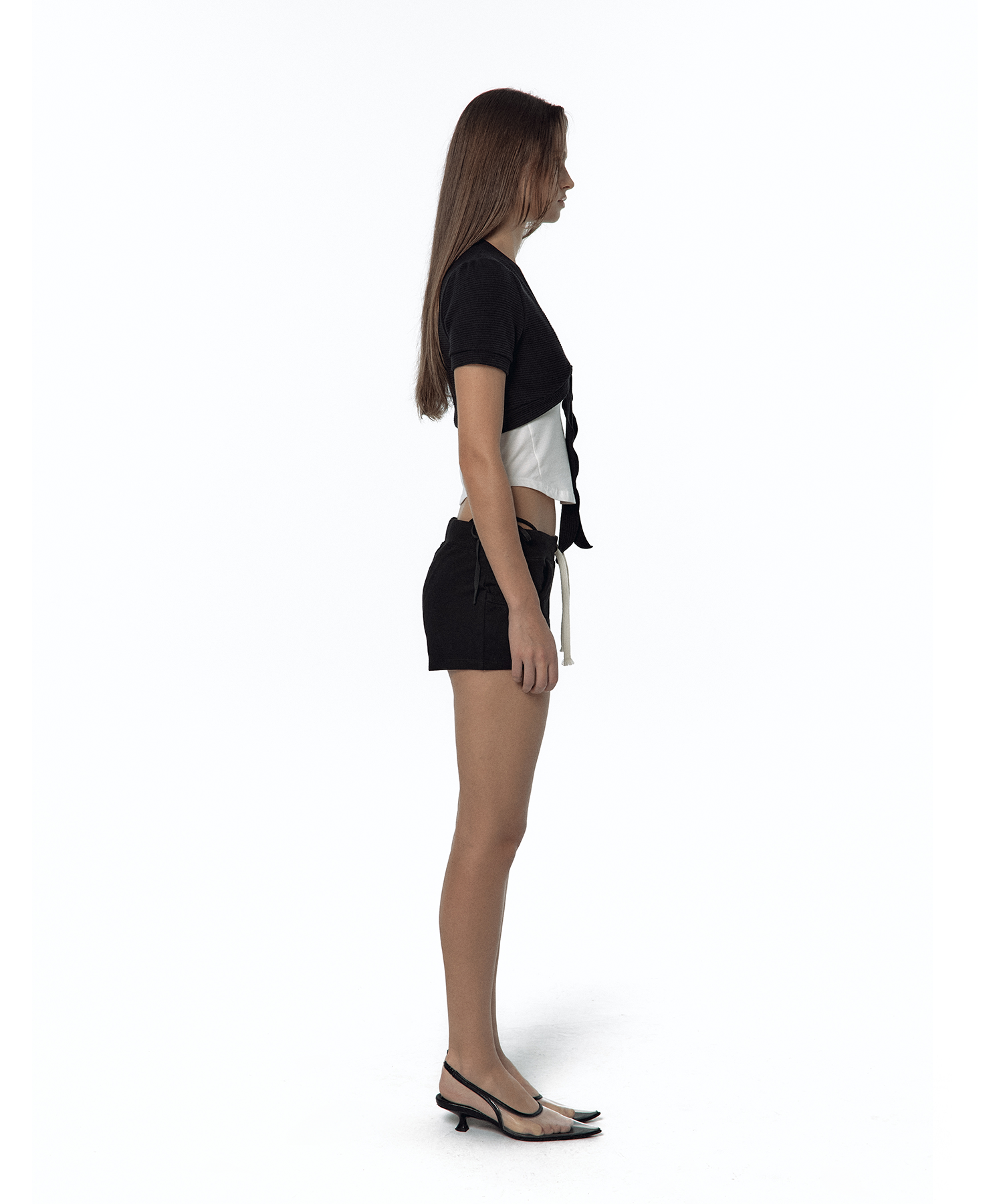 Bold Low-rise Shorts Black