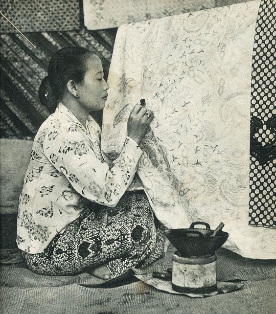 사롱 구매시 필수로 확인해주세요. 천연염색기법의 특성과 세탁법 안내문 미숙지시 본인 책임입니다.