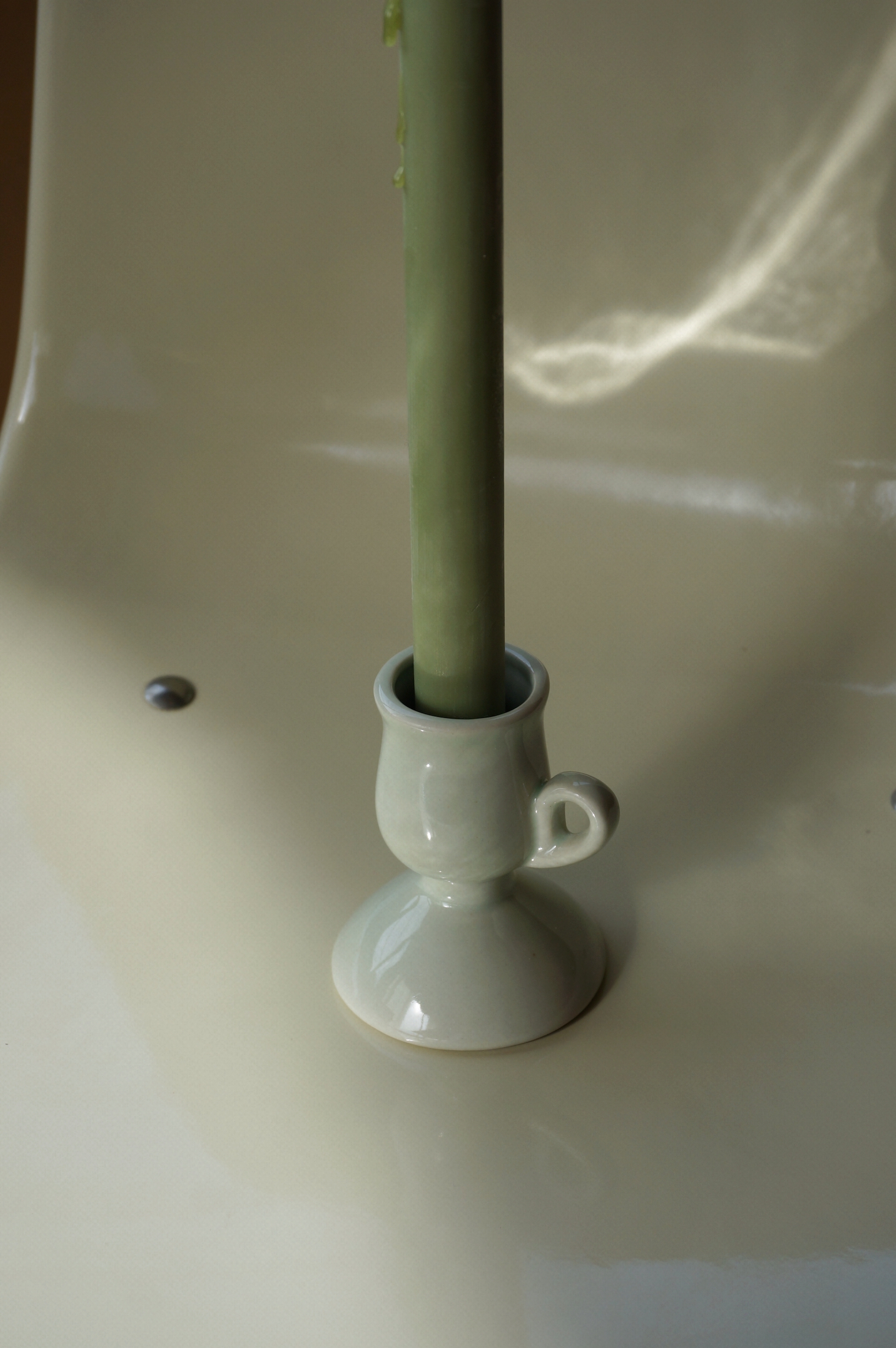 CERAMIC LONG CANDLE HOLDER GREEN