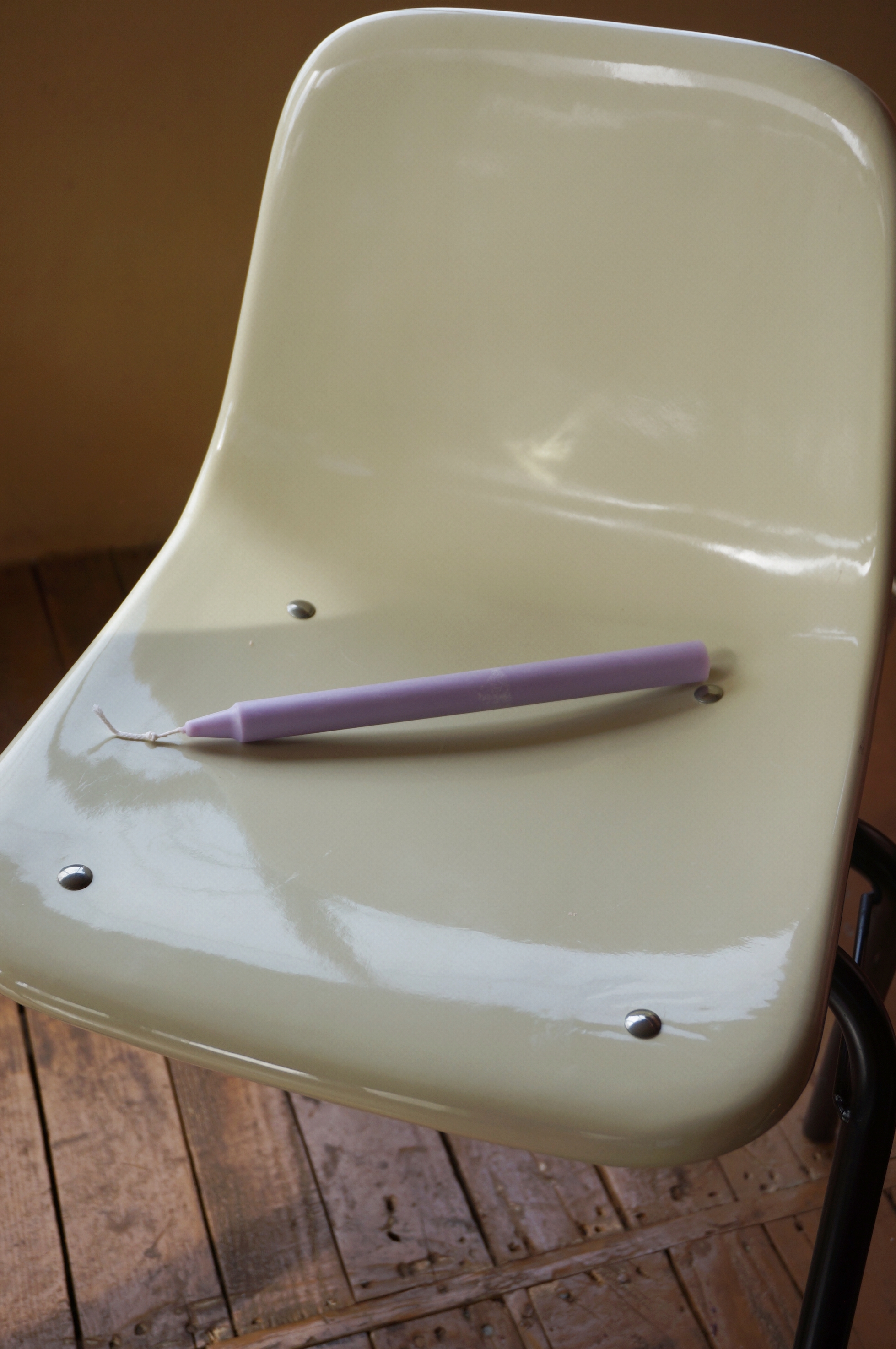 LONG TAPER CANDLE - PURPLE