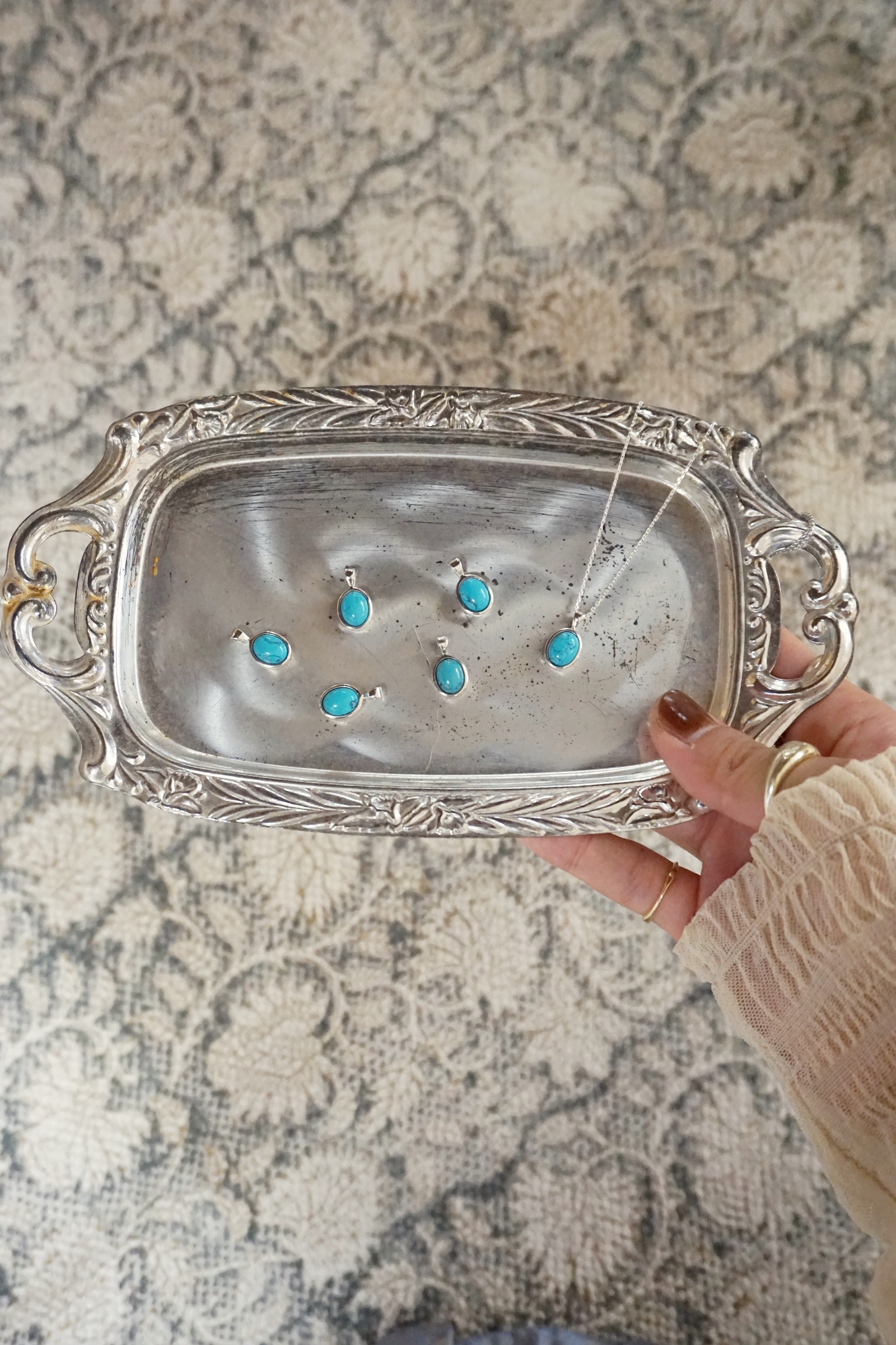 TURQUOISE STONE NECKLACE