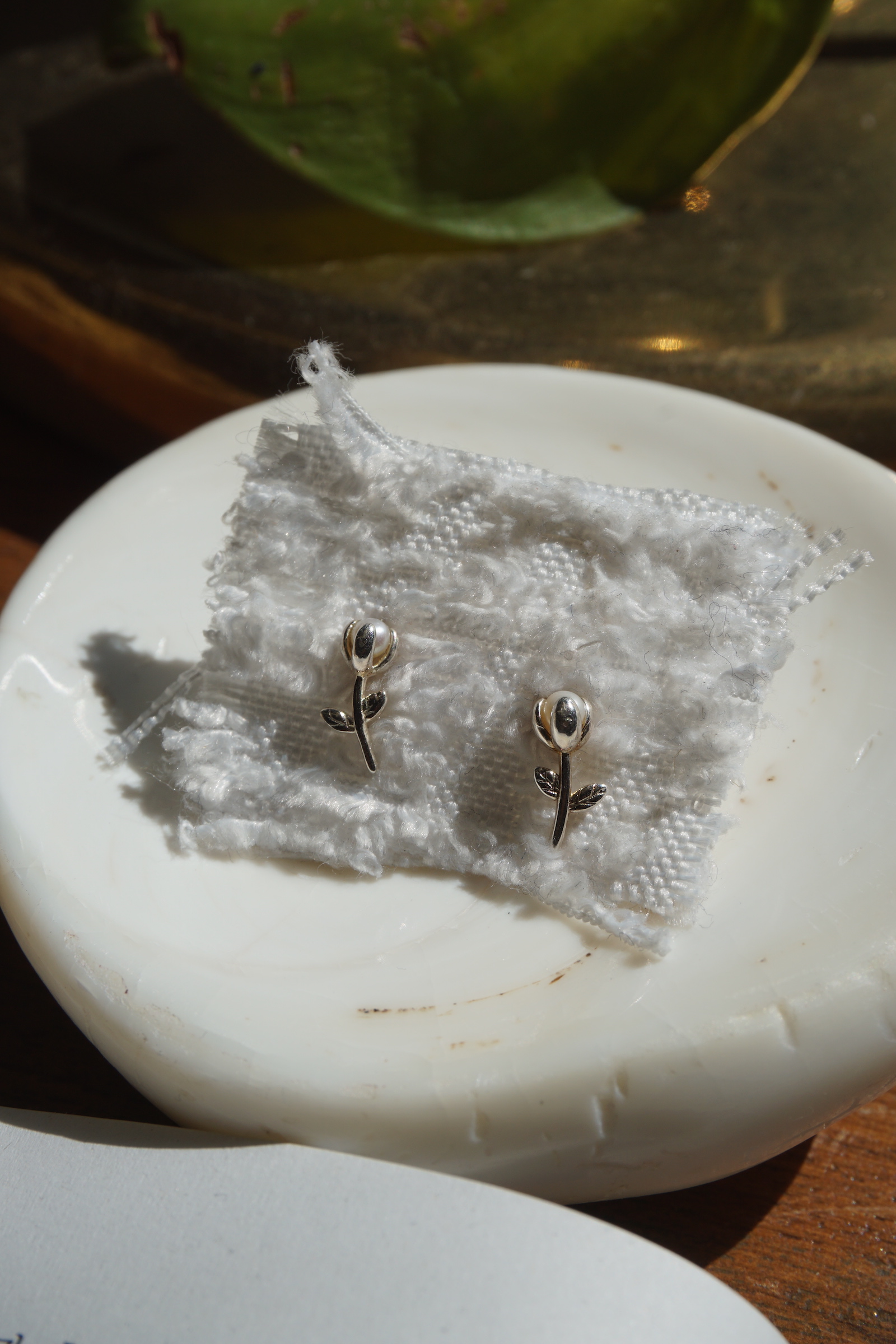 ROSE PEARL SILVER EARRINGS
