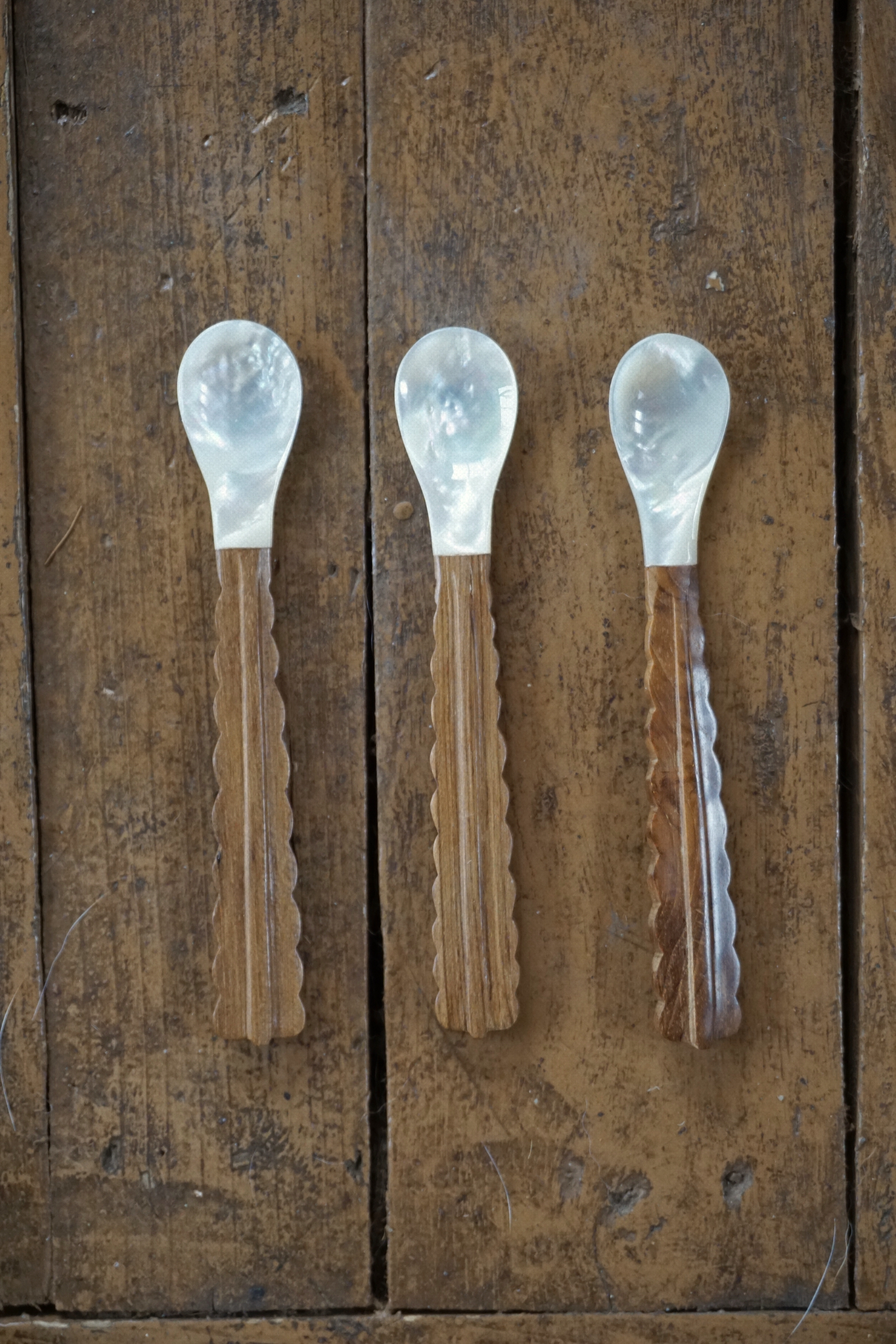 HANDMADE SHELL WOOD SPOON