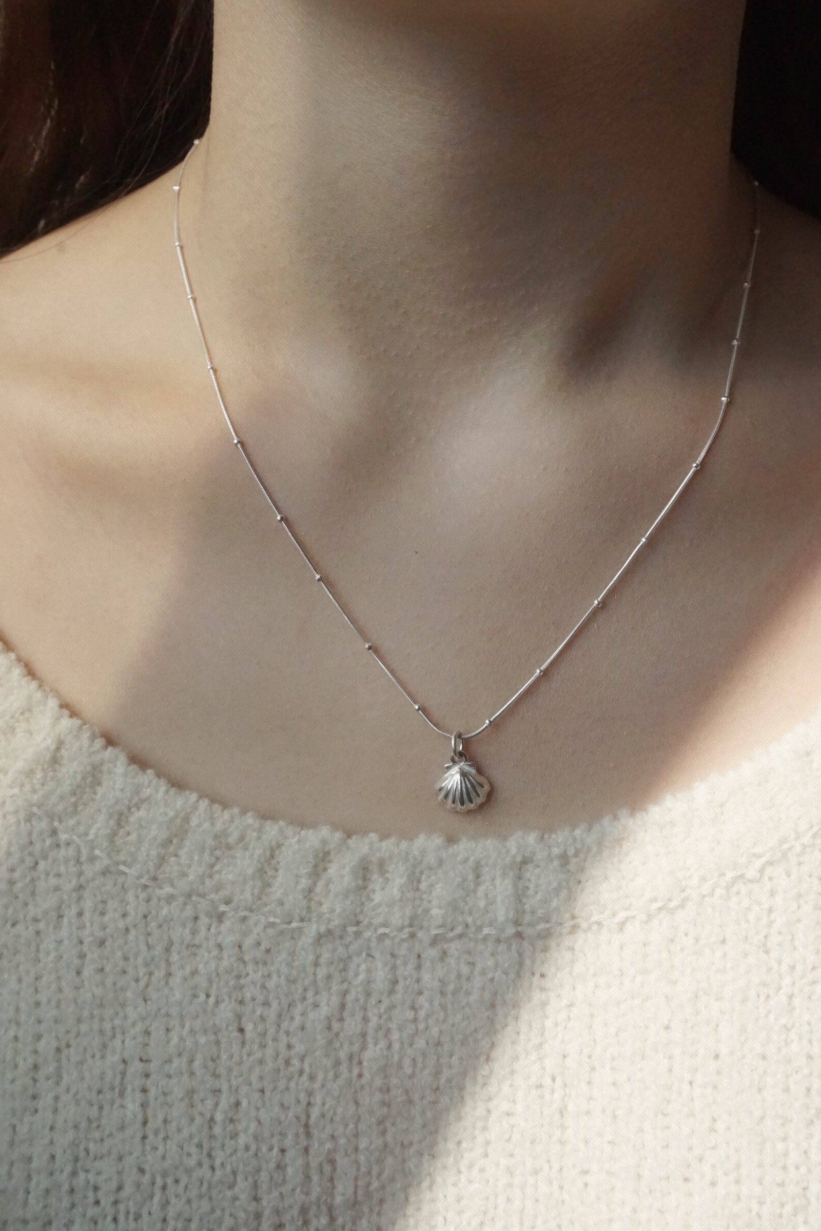 SHELL SILVER NECKLACE