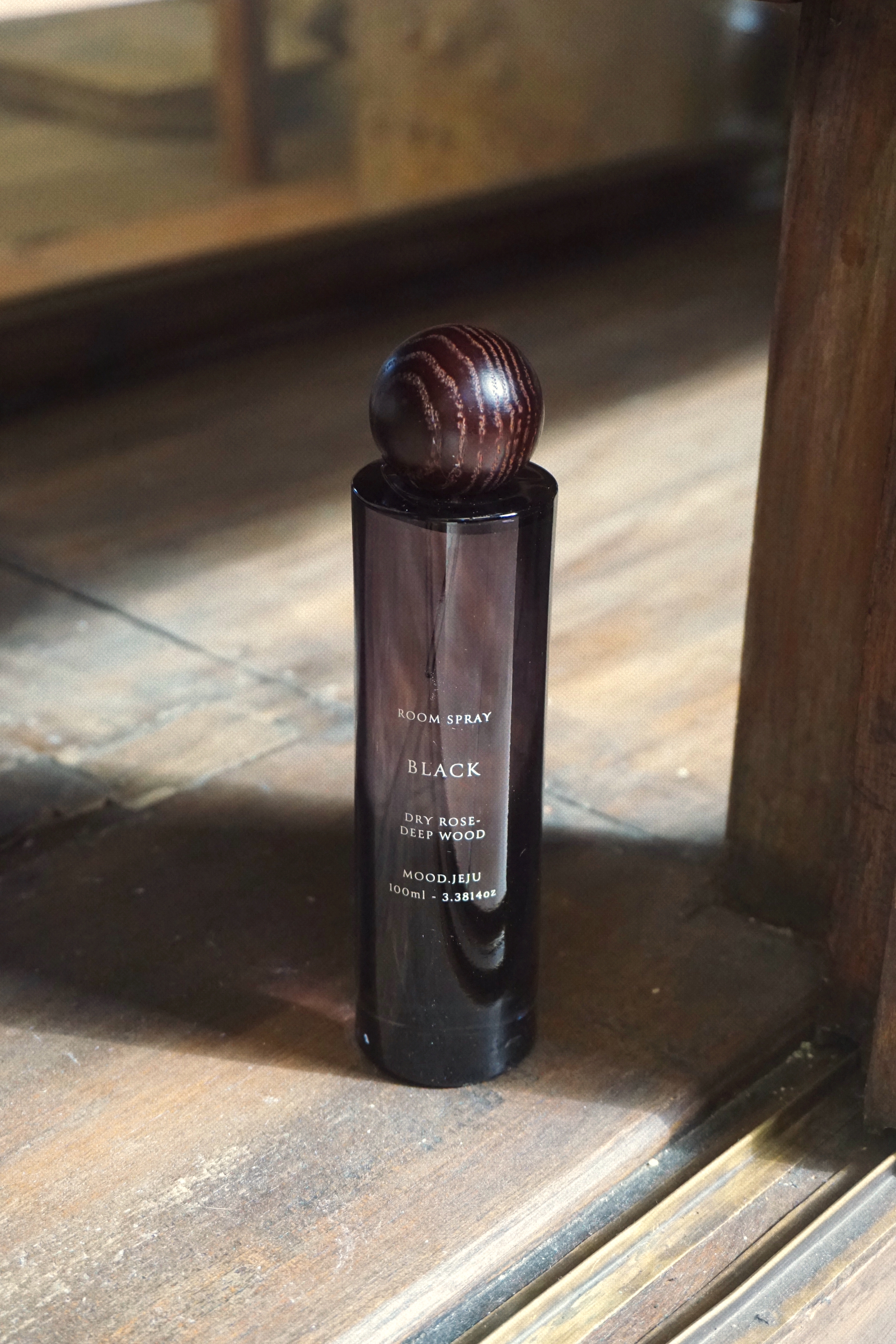 ROOM SPRAY - BLACK 100ML