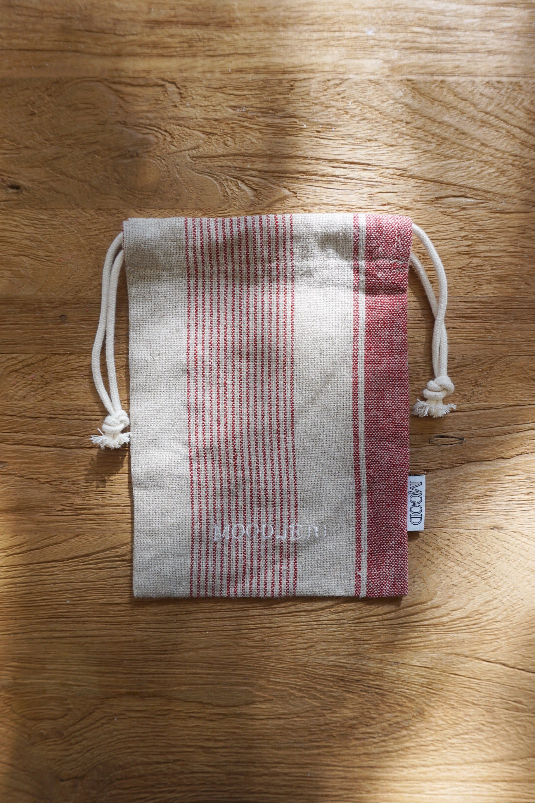 LOUVRE HAMP LINEN POUCH-RED