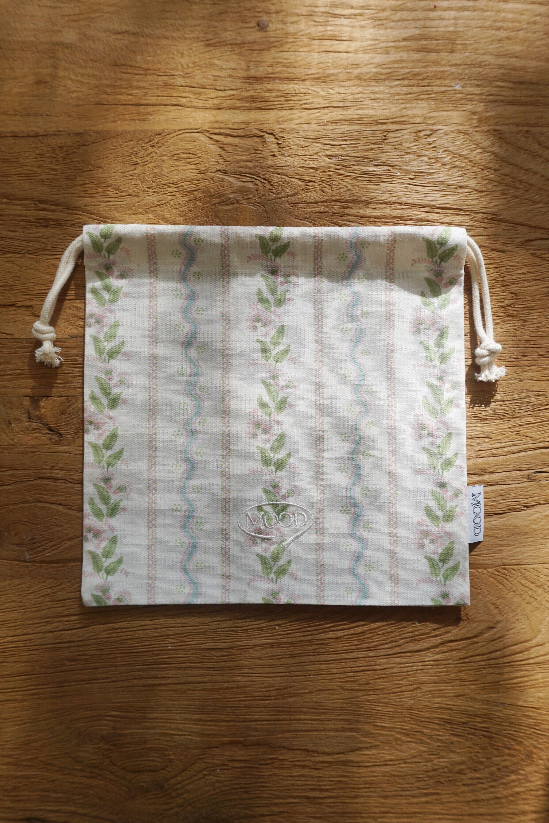 FLOWER GARDEN POUCH-PINK
