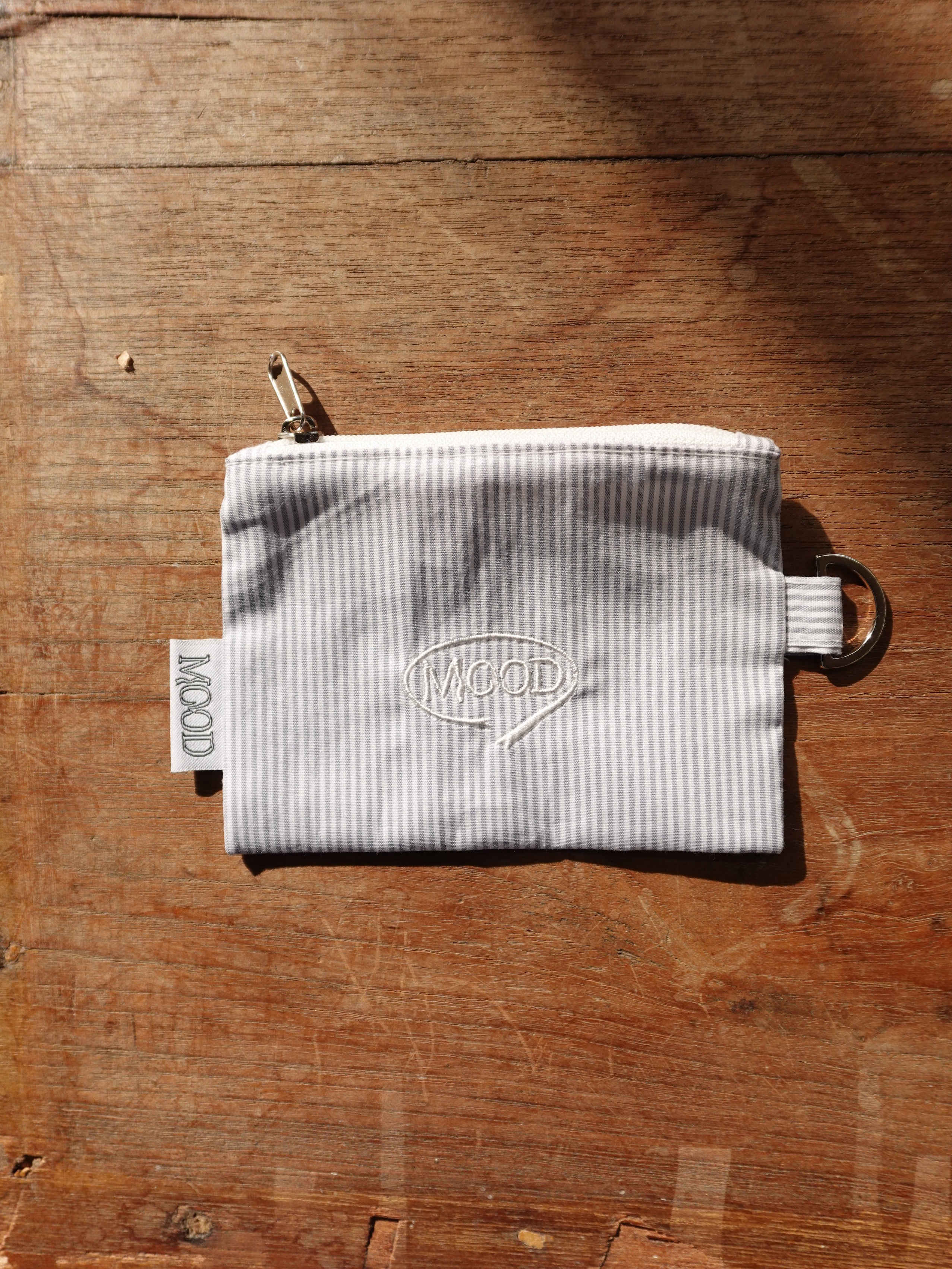 FABRIC CARD WALLET - GRAY STRIPE