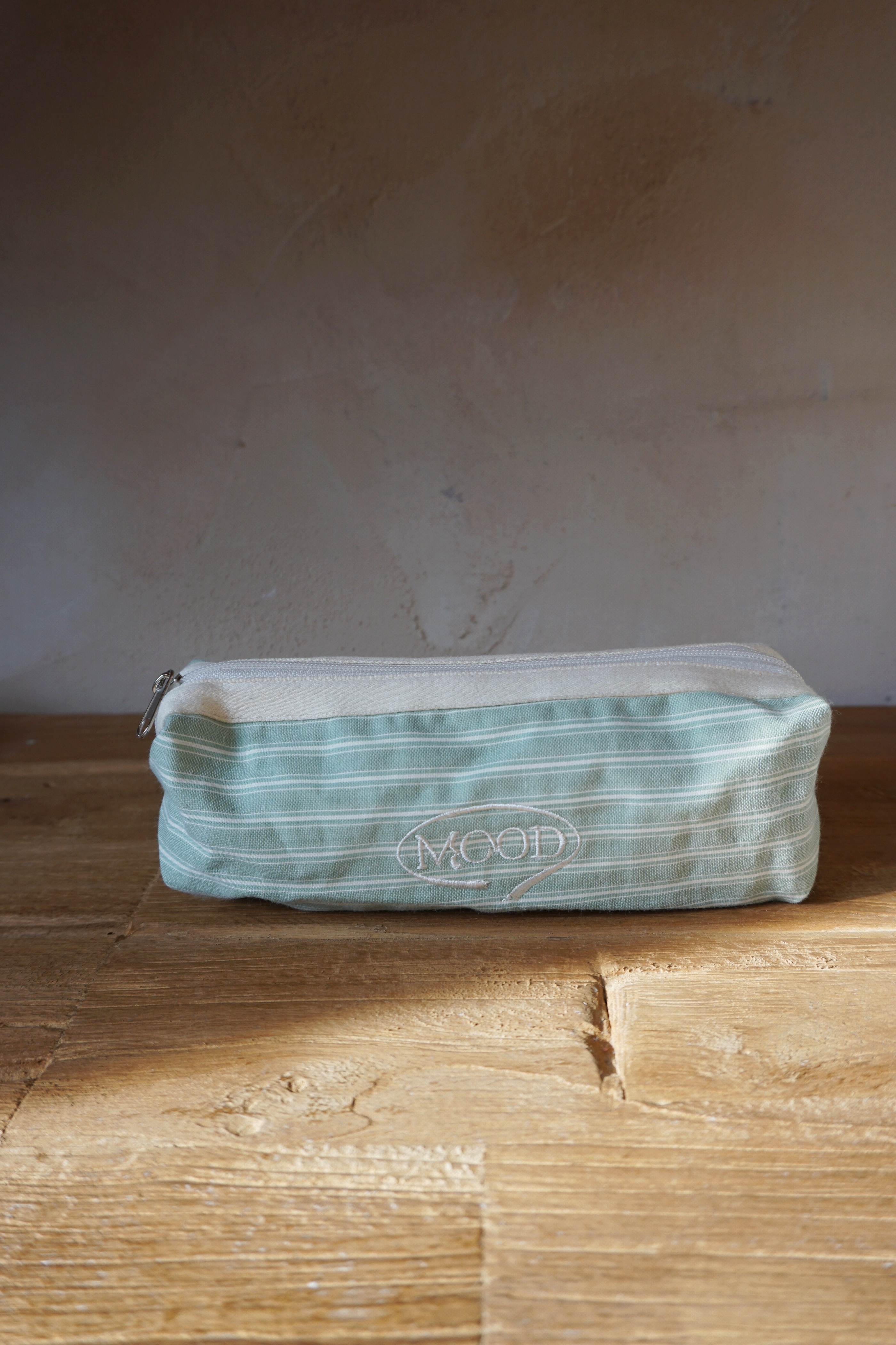 MOOD PENCIL POUCH-GREEN