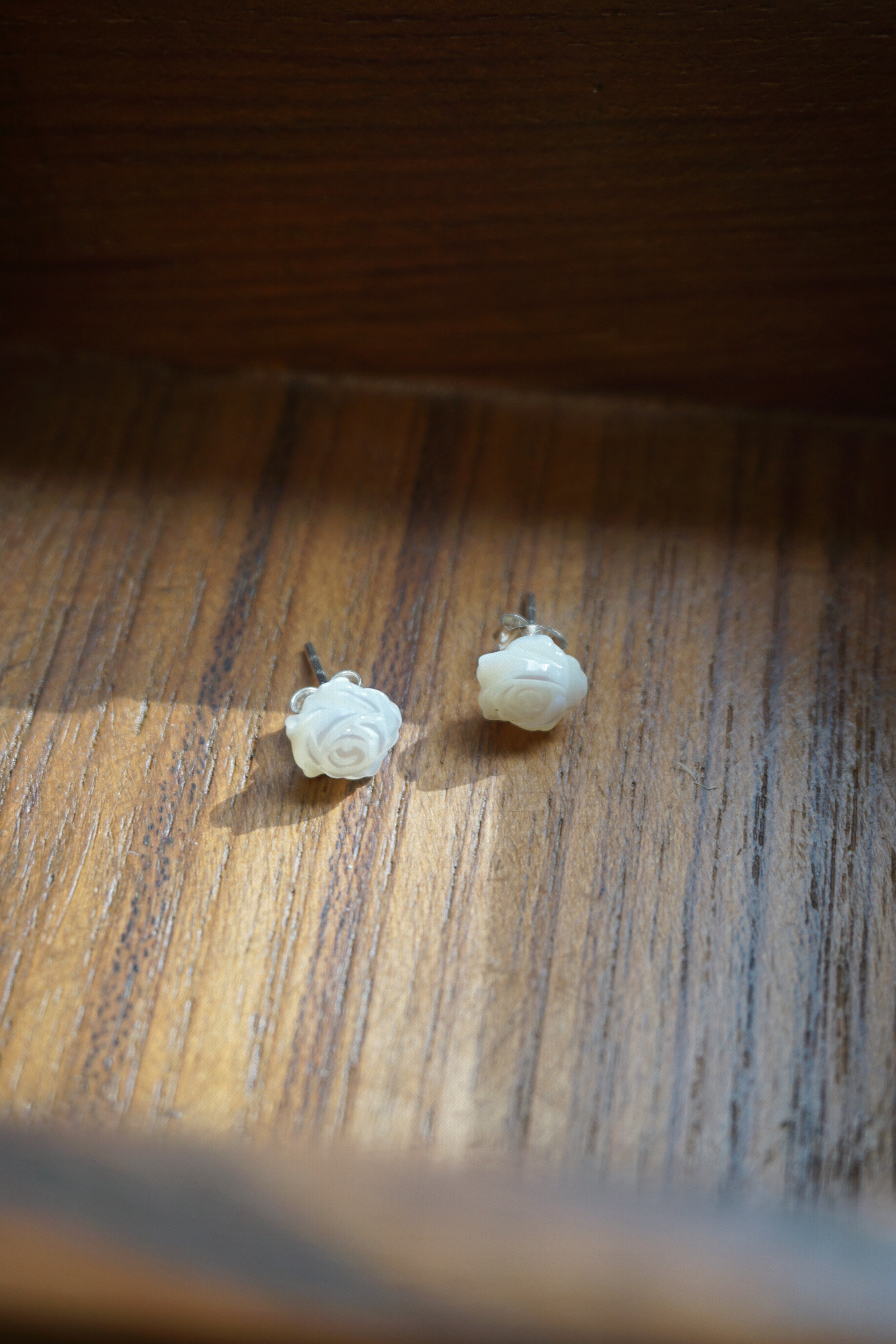 ROSE PEARL SILVER EARRINGS