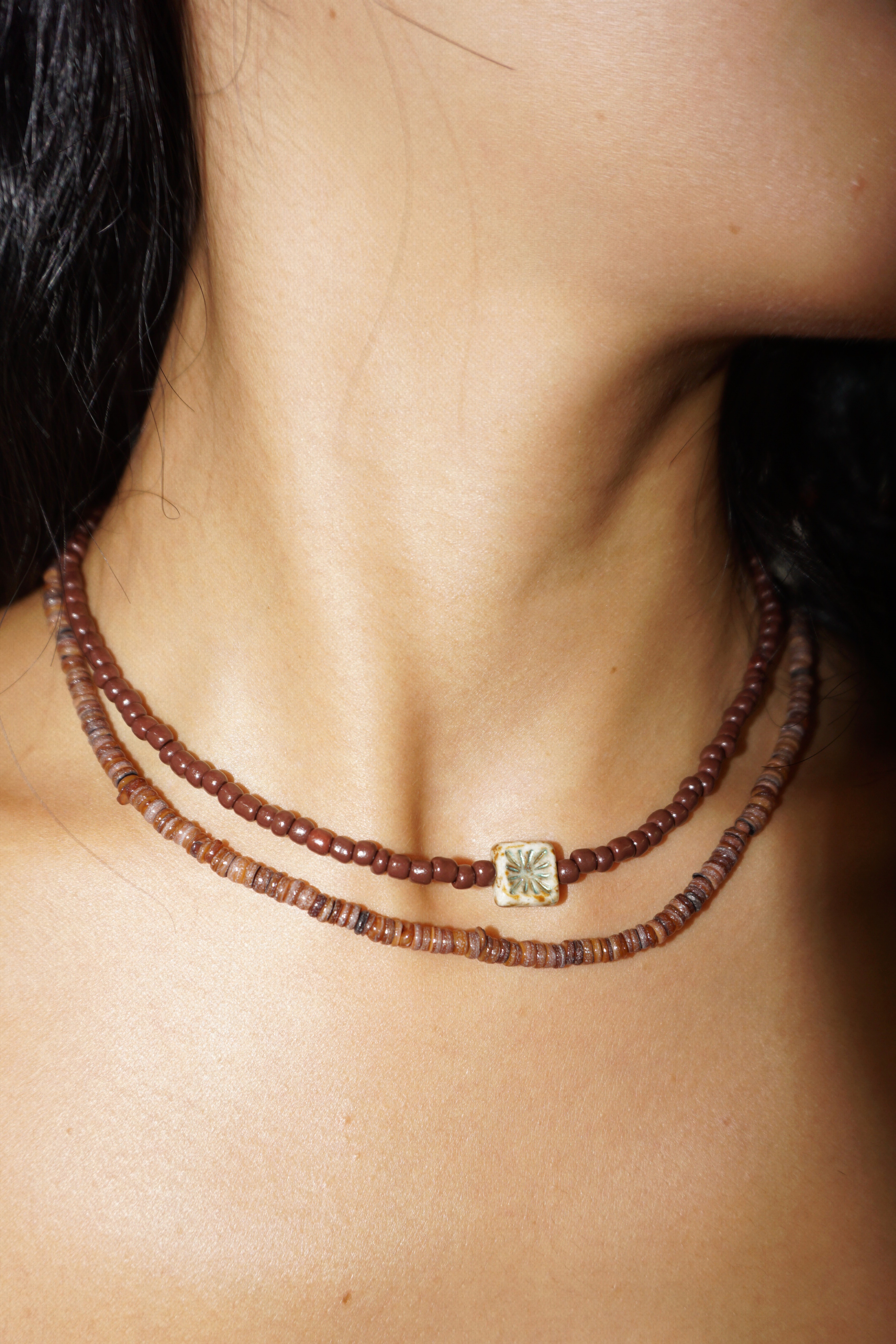 MOOD Antique Necklace – Red Brown