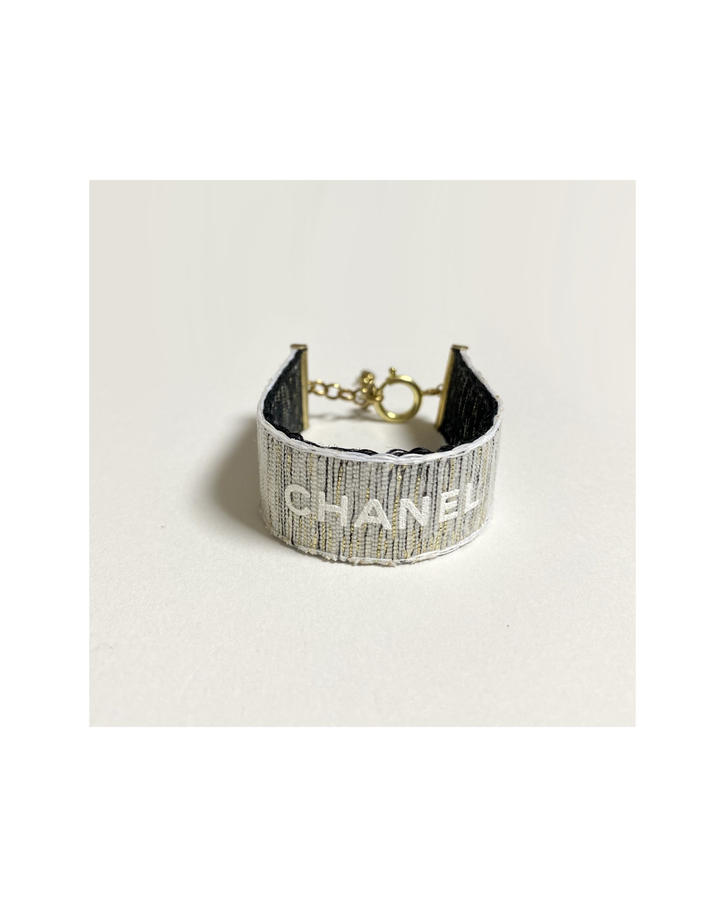 CHANEL ribbon double-sided bracelet no.1