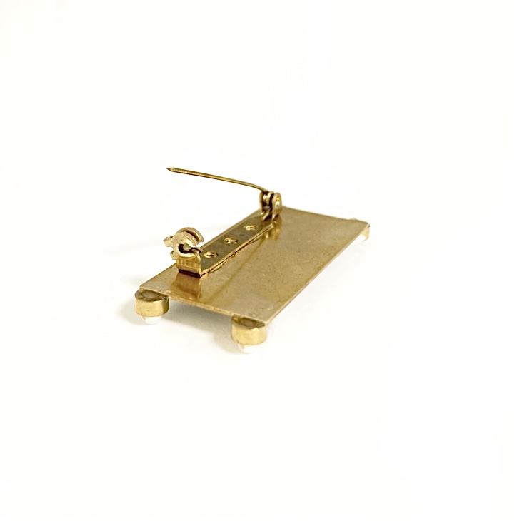 CHANEL Ribbon Initial brooch no.7