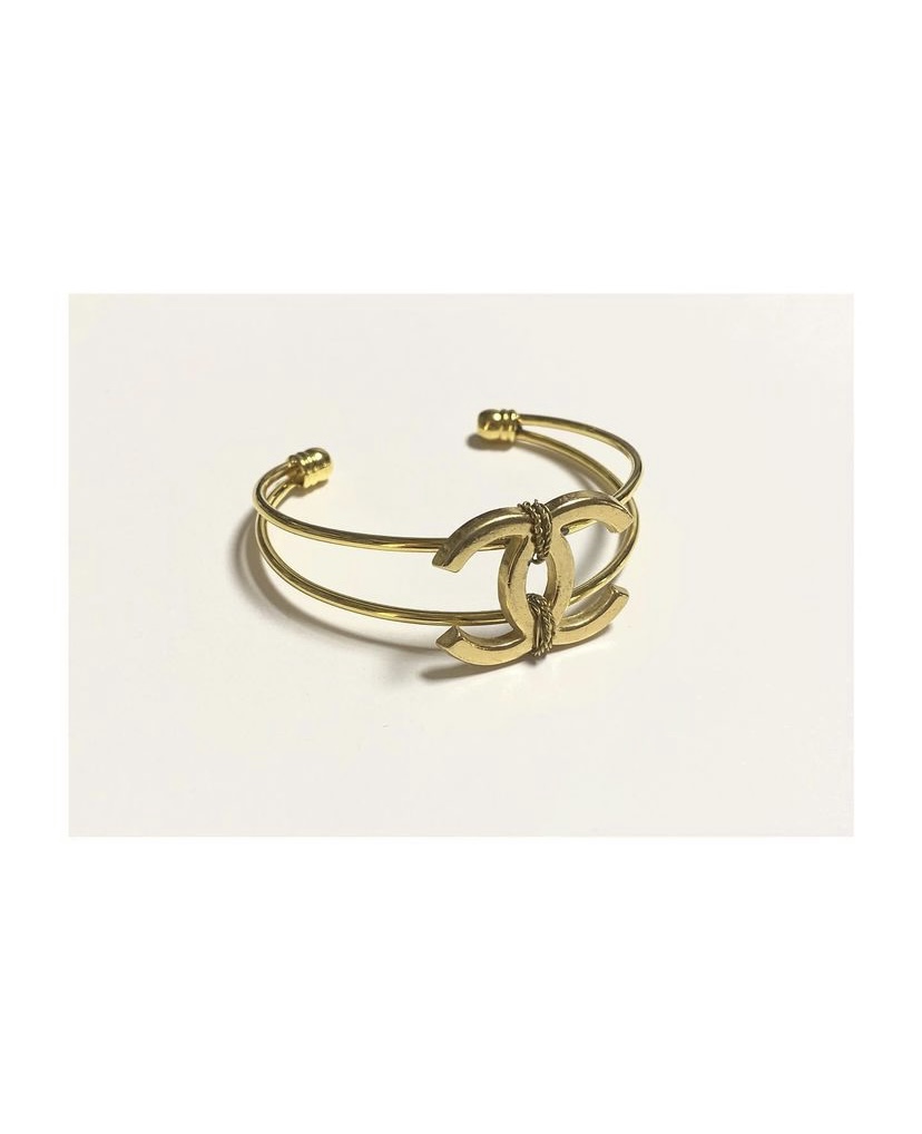 CHANEL hanger CC bracelet no.5