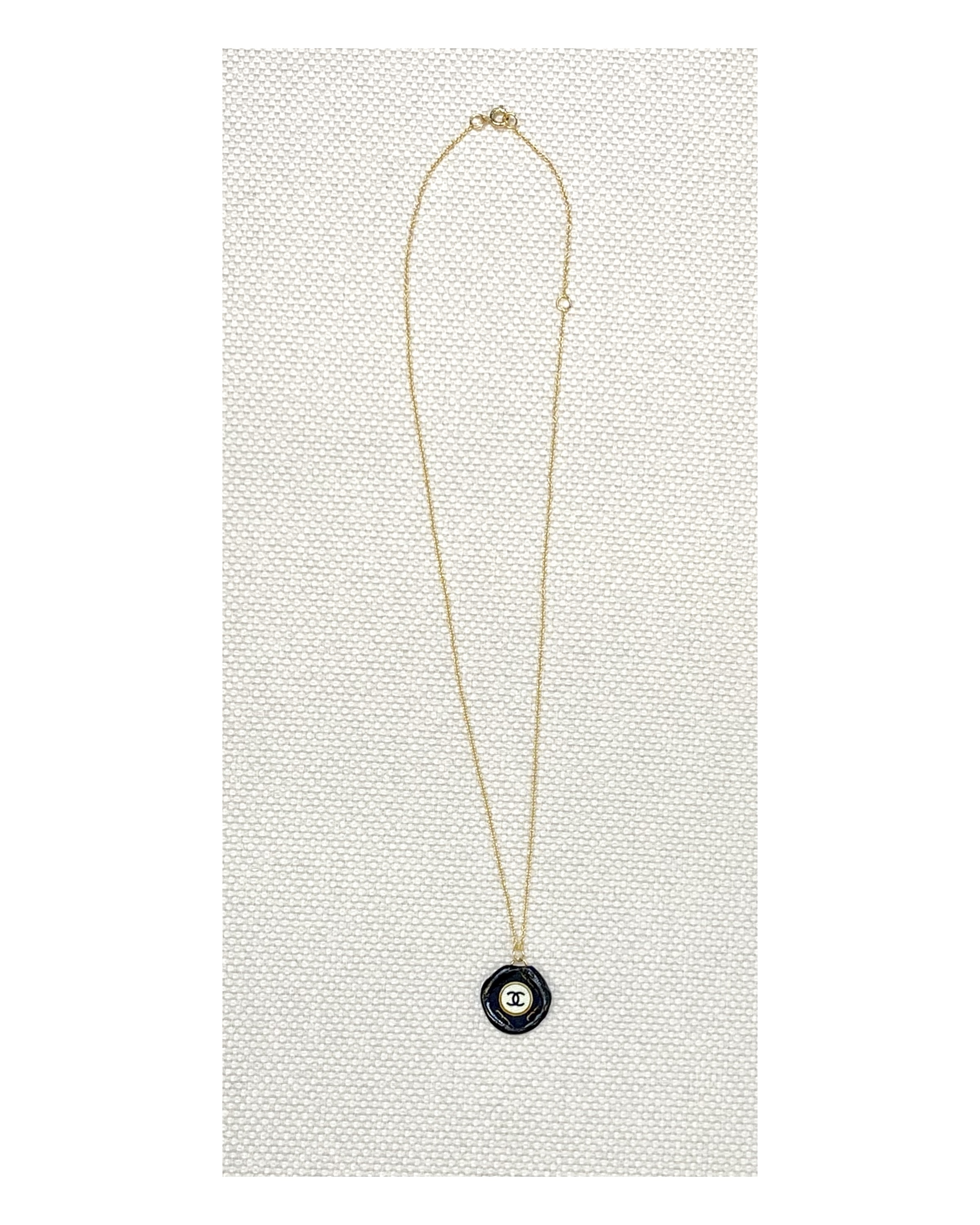 CHANEL black silk CC necklace no.8