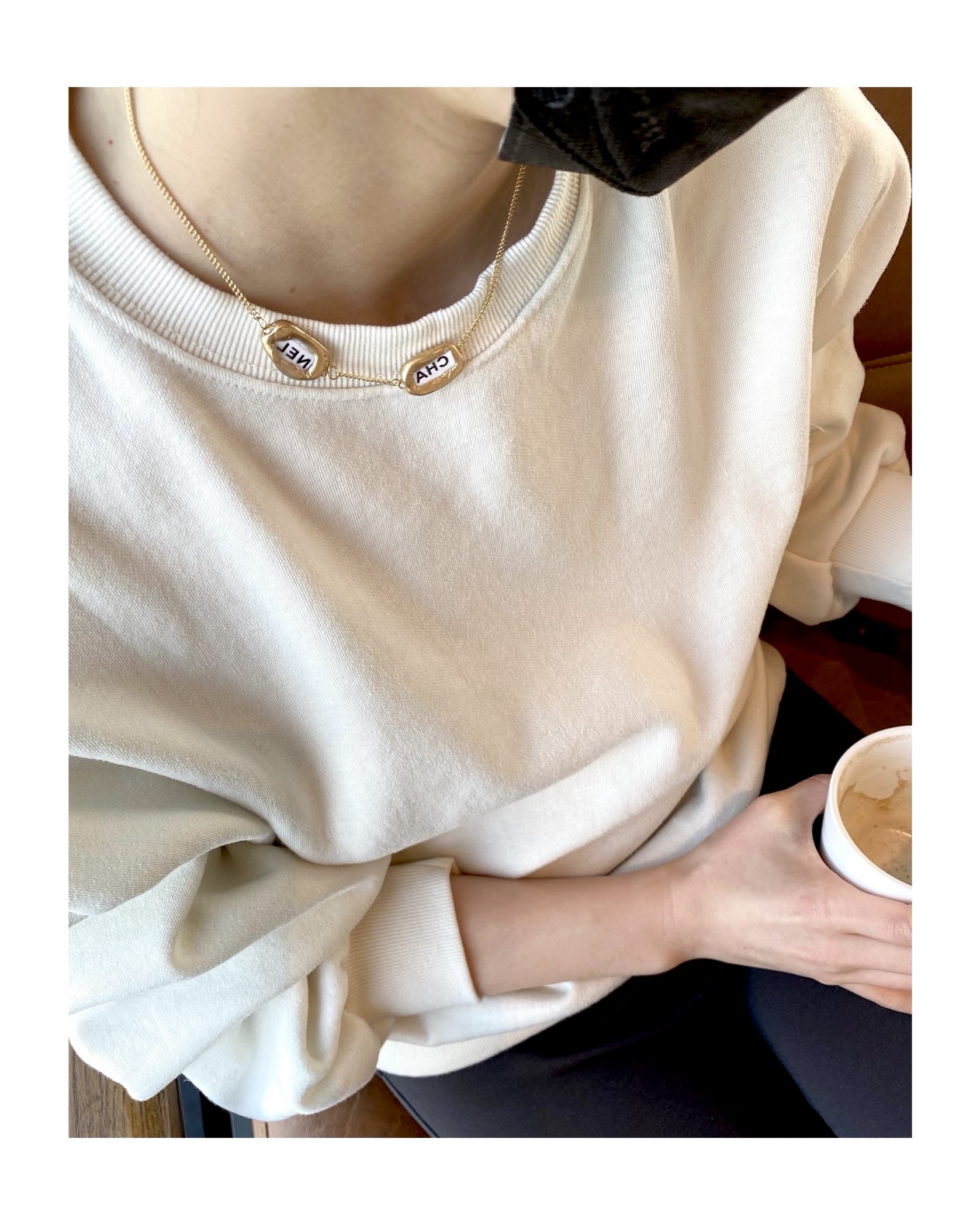 CHA, NEL ribbon Initial necklace no.11