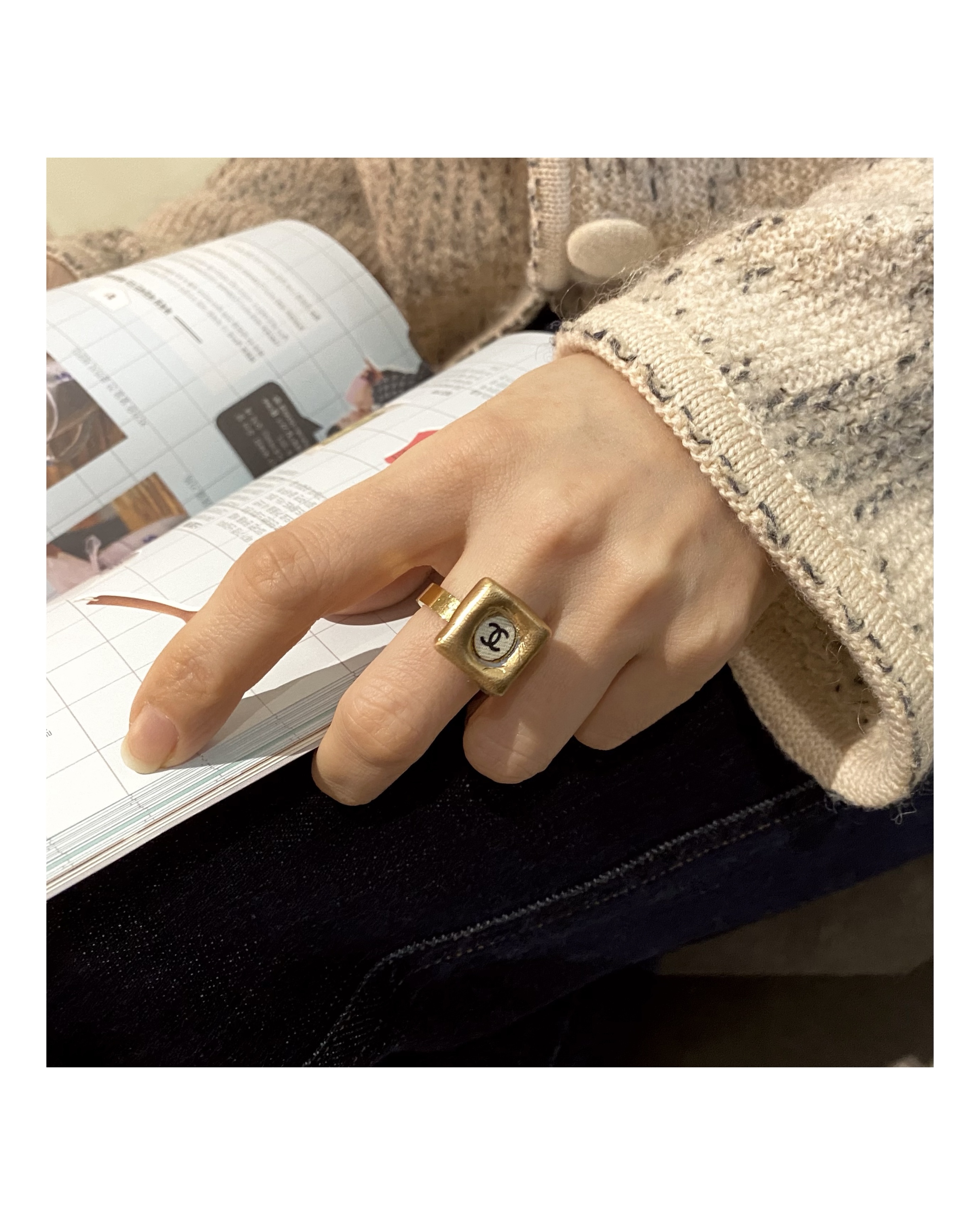 CHANEL gold square CC ring no.14