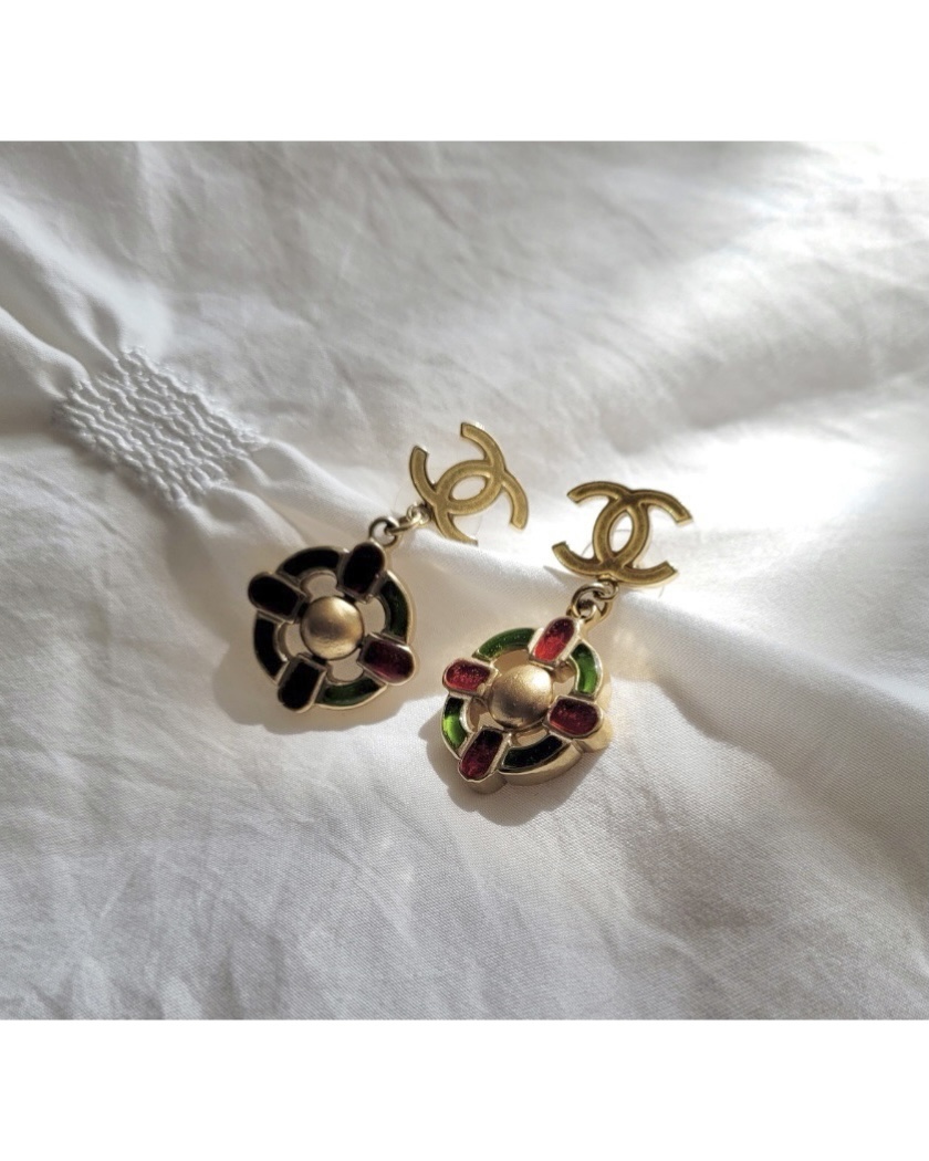 2007년도 CHANEL vintage earring