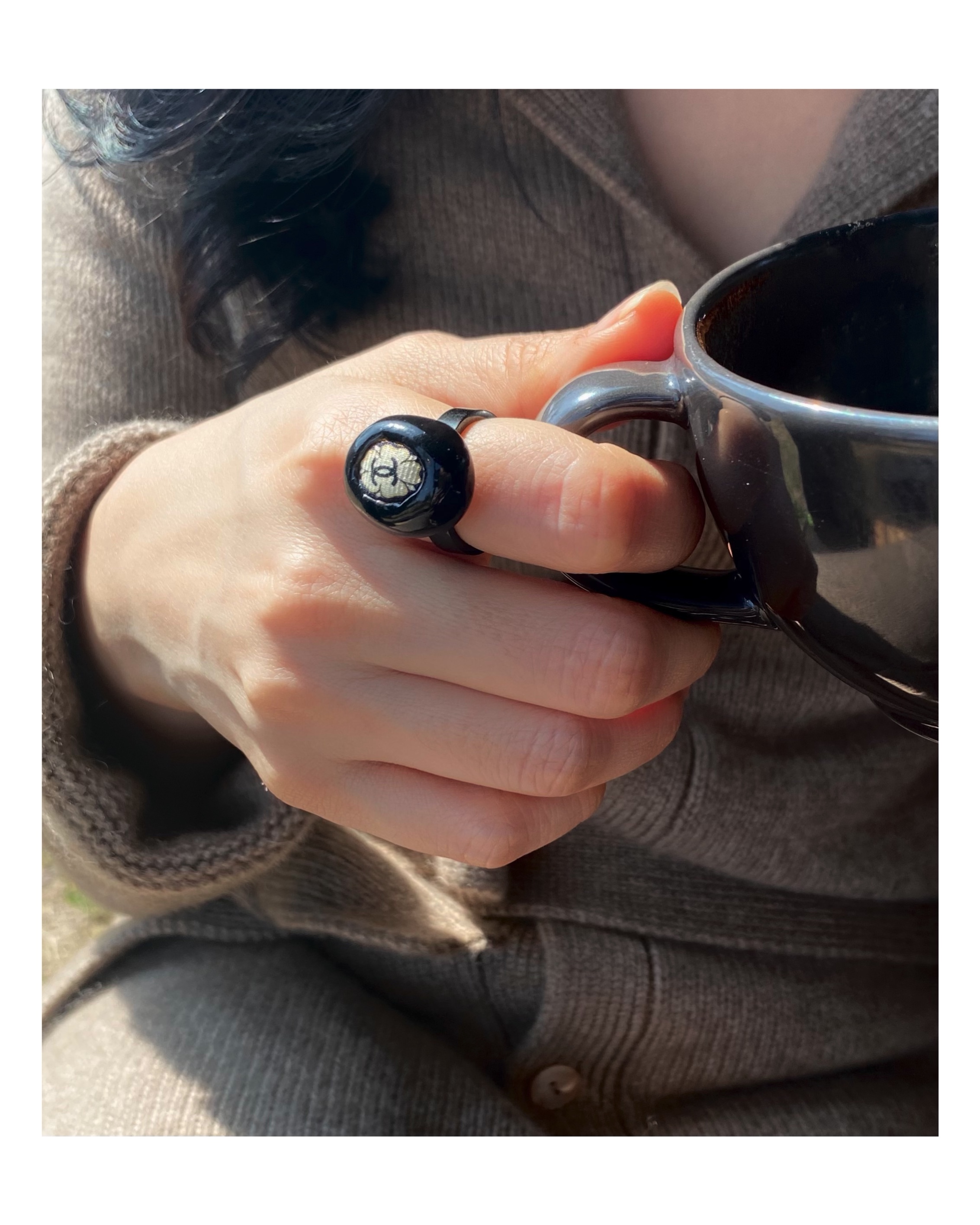 CHANEL black oval flower CC ring no.22