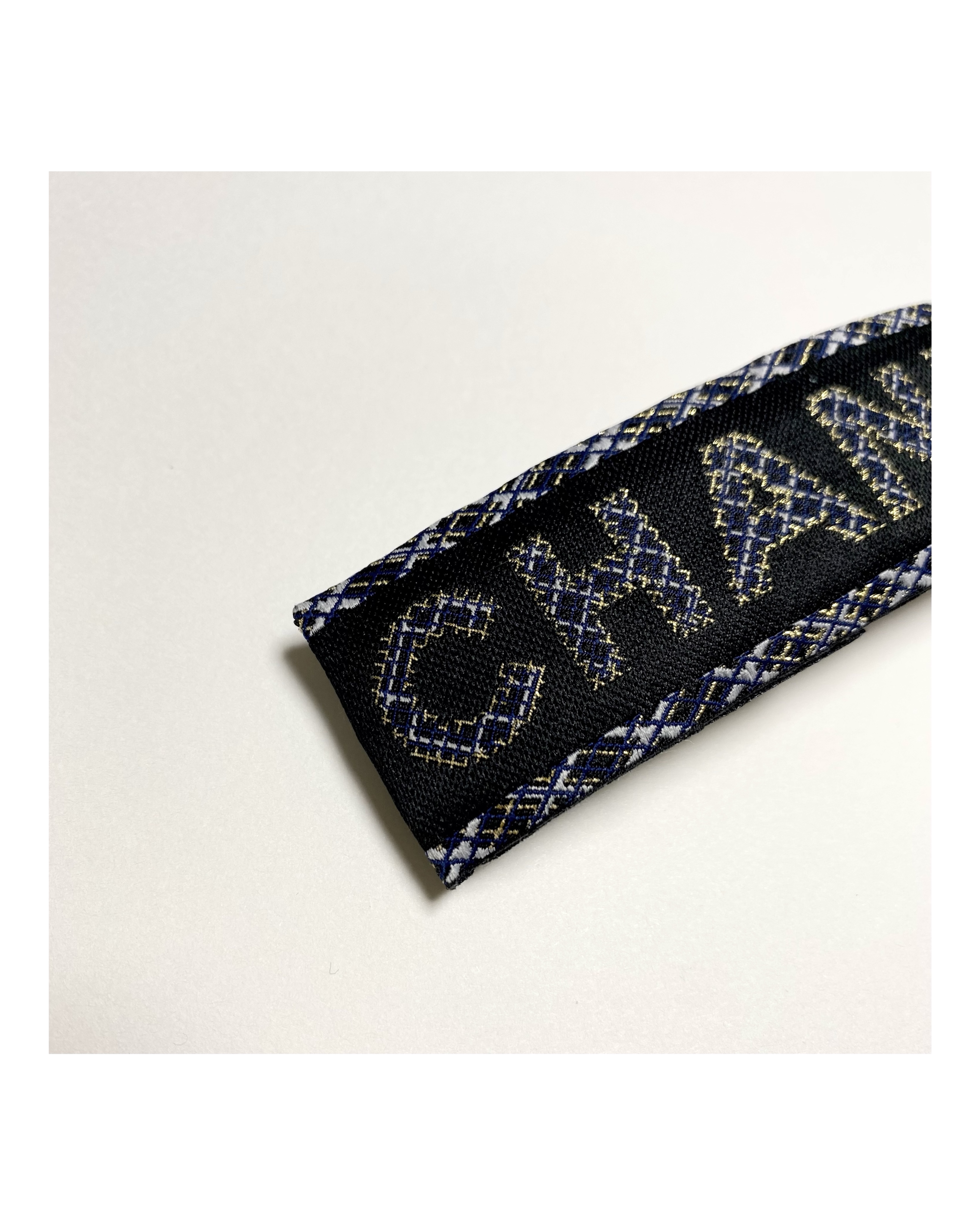 CHANEL navy tweed pattern Initial hair clip no.8