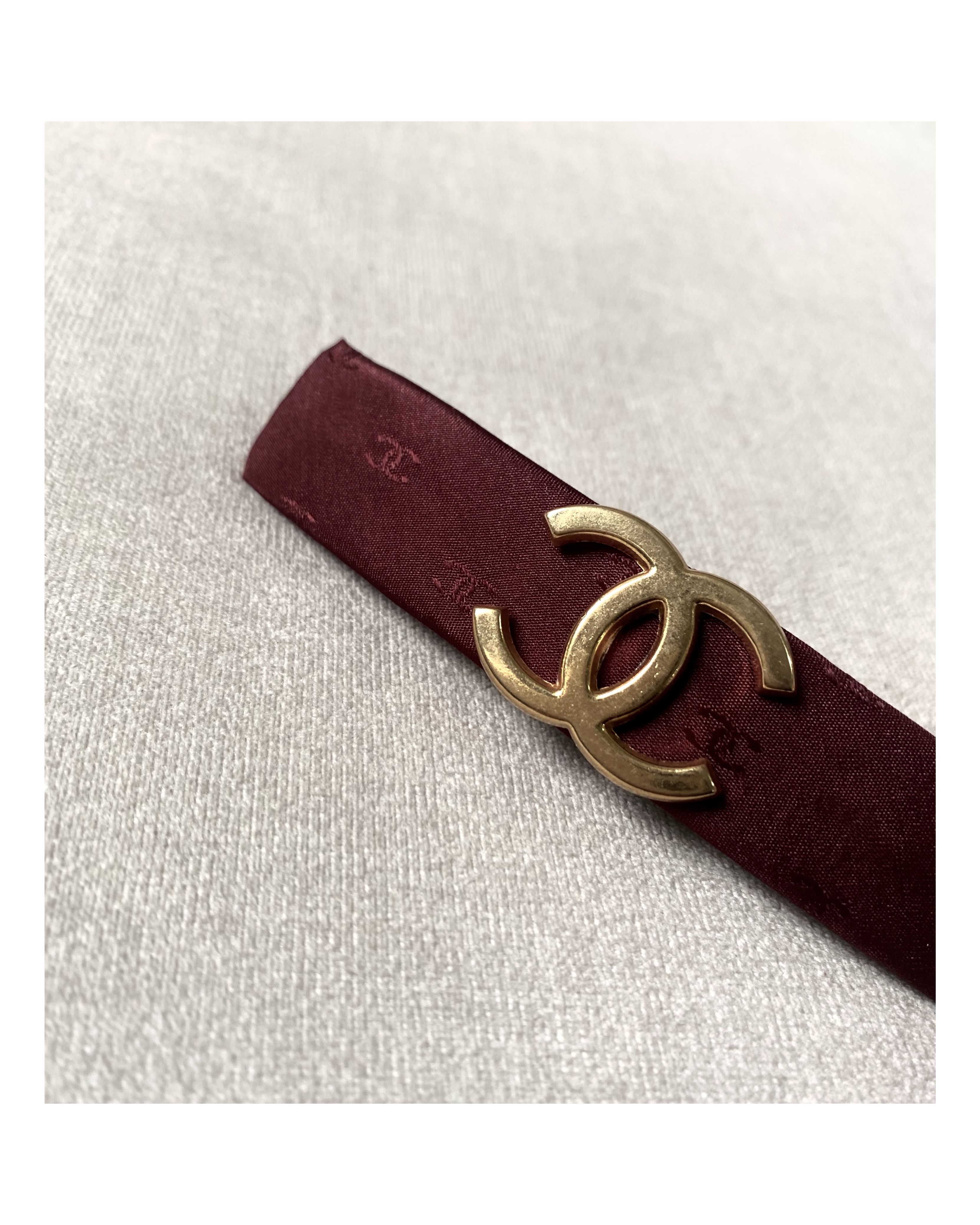 CHANEL hanger CC hair clip no.8
