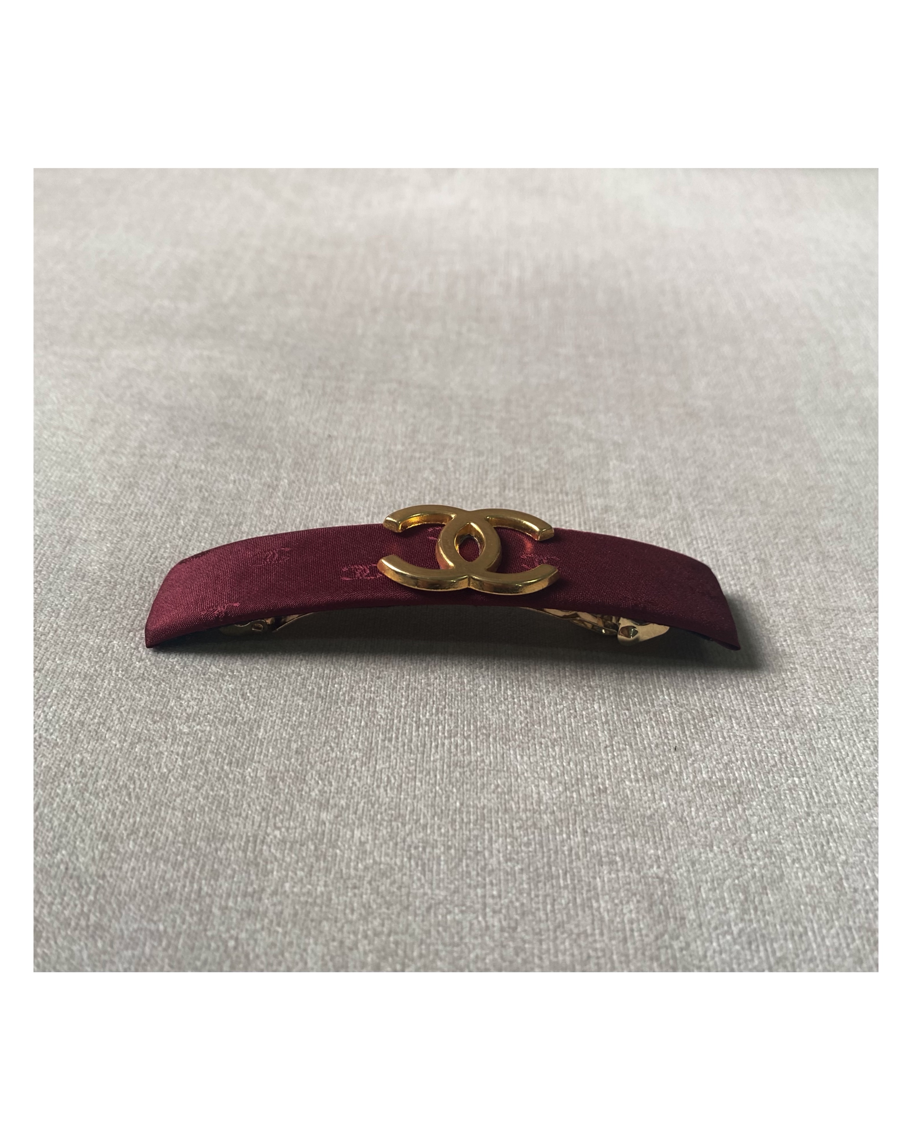 CHANEL hanger CC hair clip no.8
