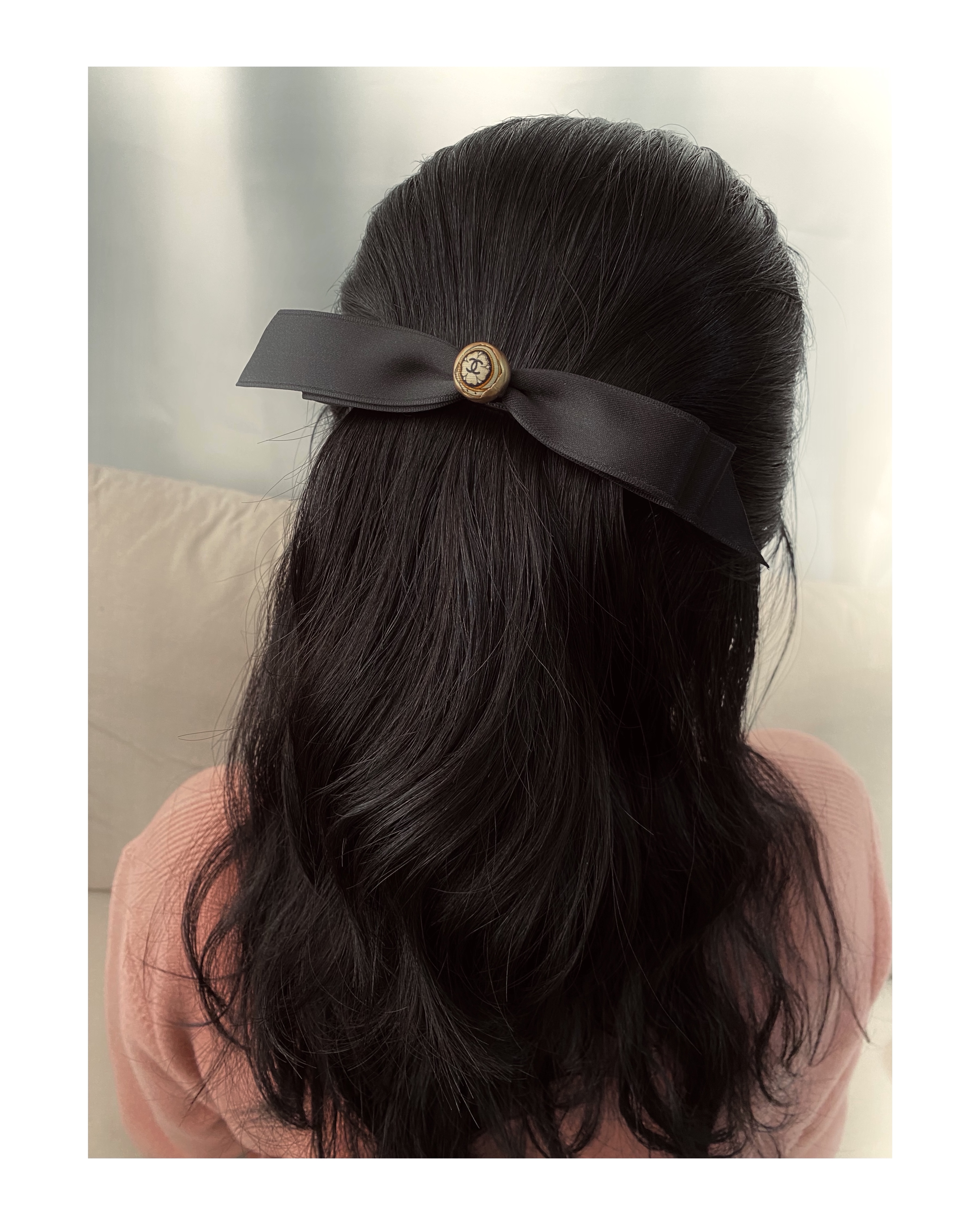 CHANEL gold silkbutton ribbon hairclip no.17