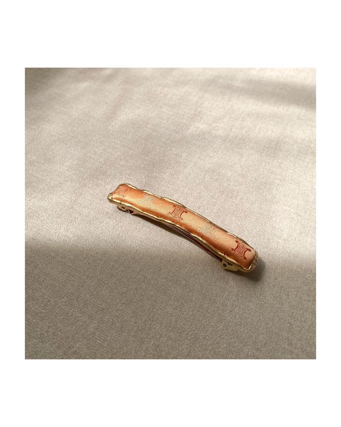 CELINE TRIOMPHE silk hairclip no.19