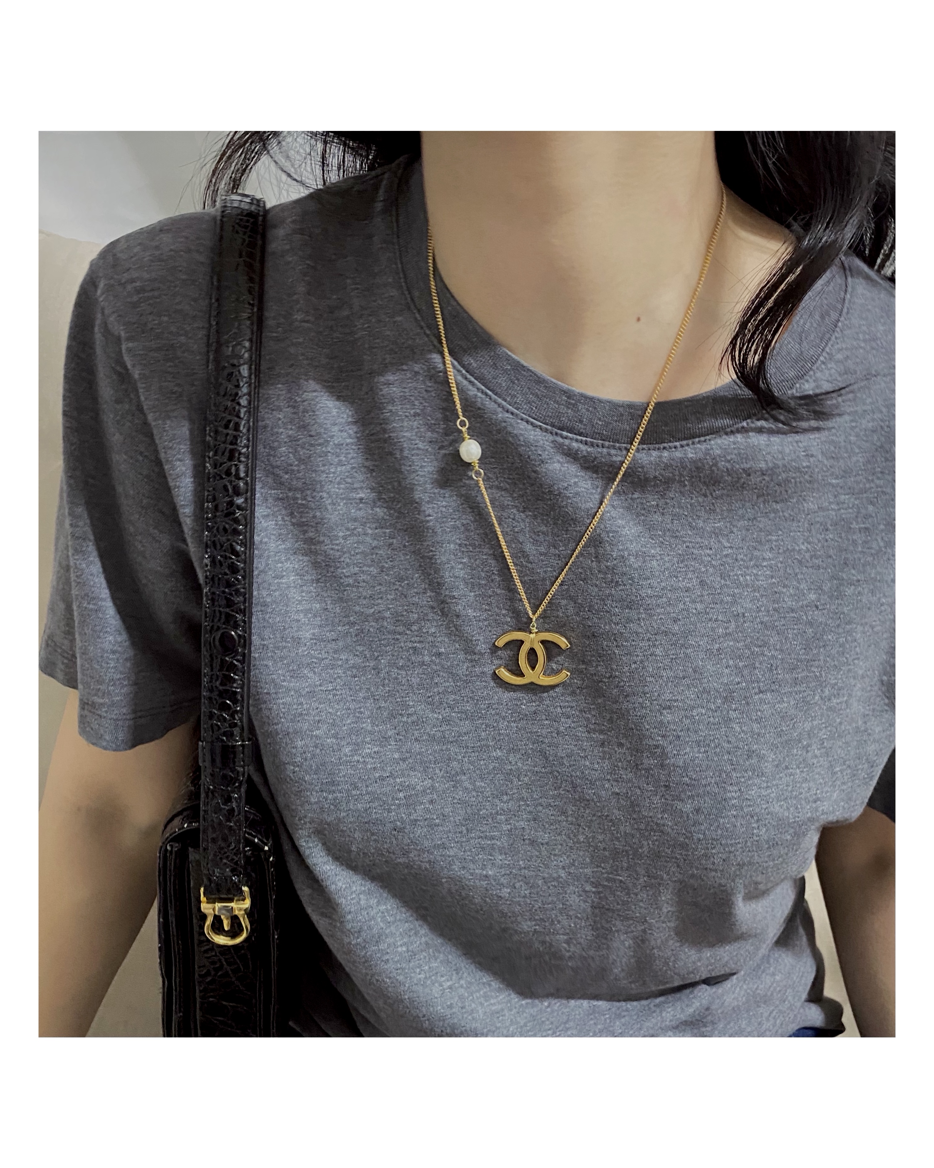CHANEL hanger CC pearl necklace no.12