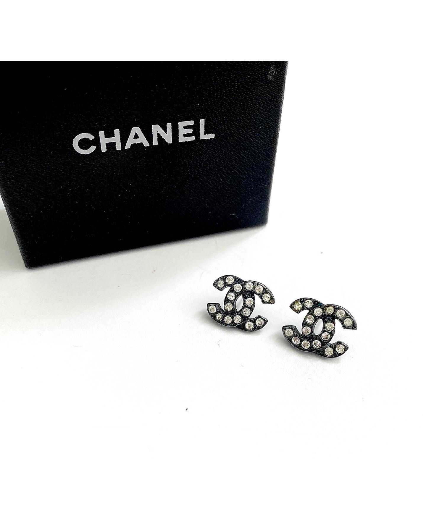2004년도 CHANEL vintage earring