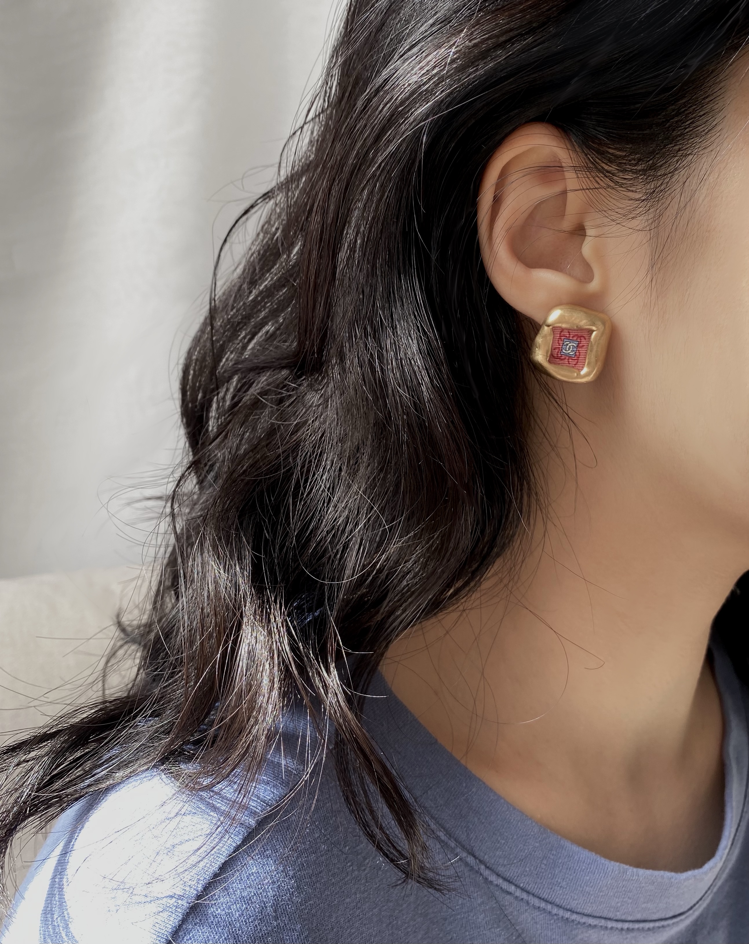 CHANEL melting square silk CC earring no.24