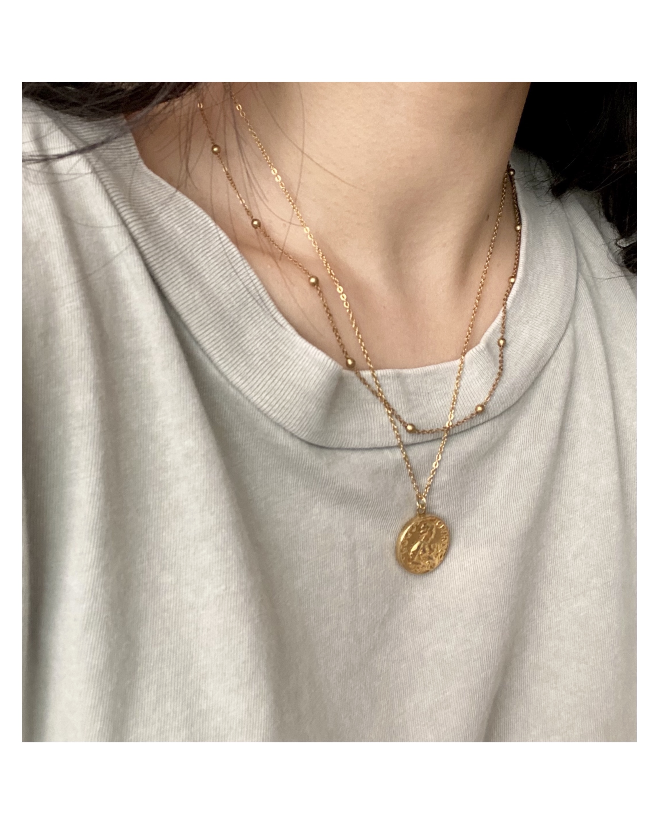 CHANEL button no.43