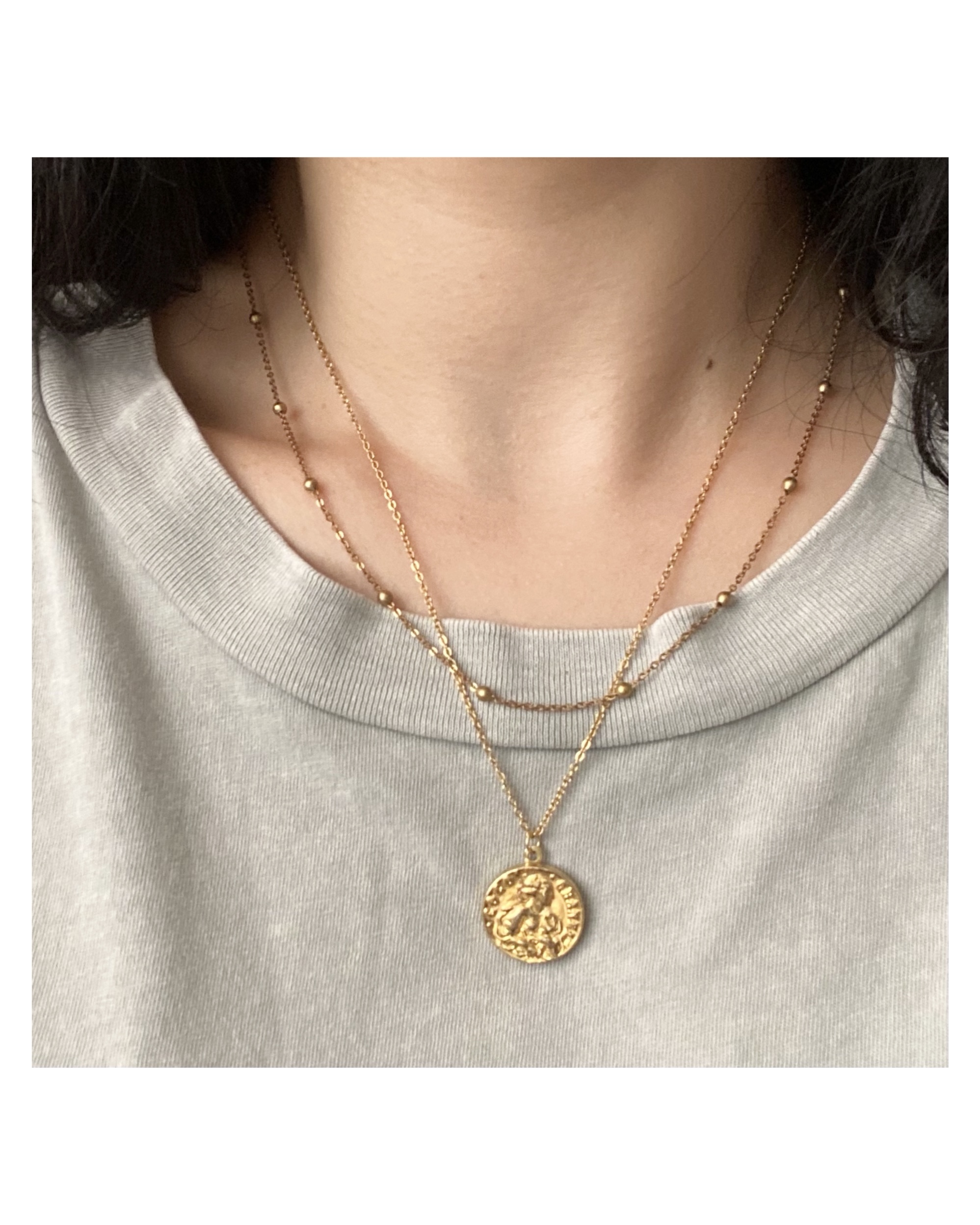 CHANEL button no.43