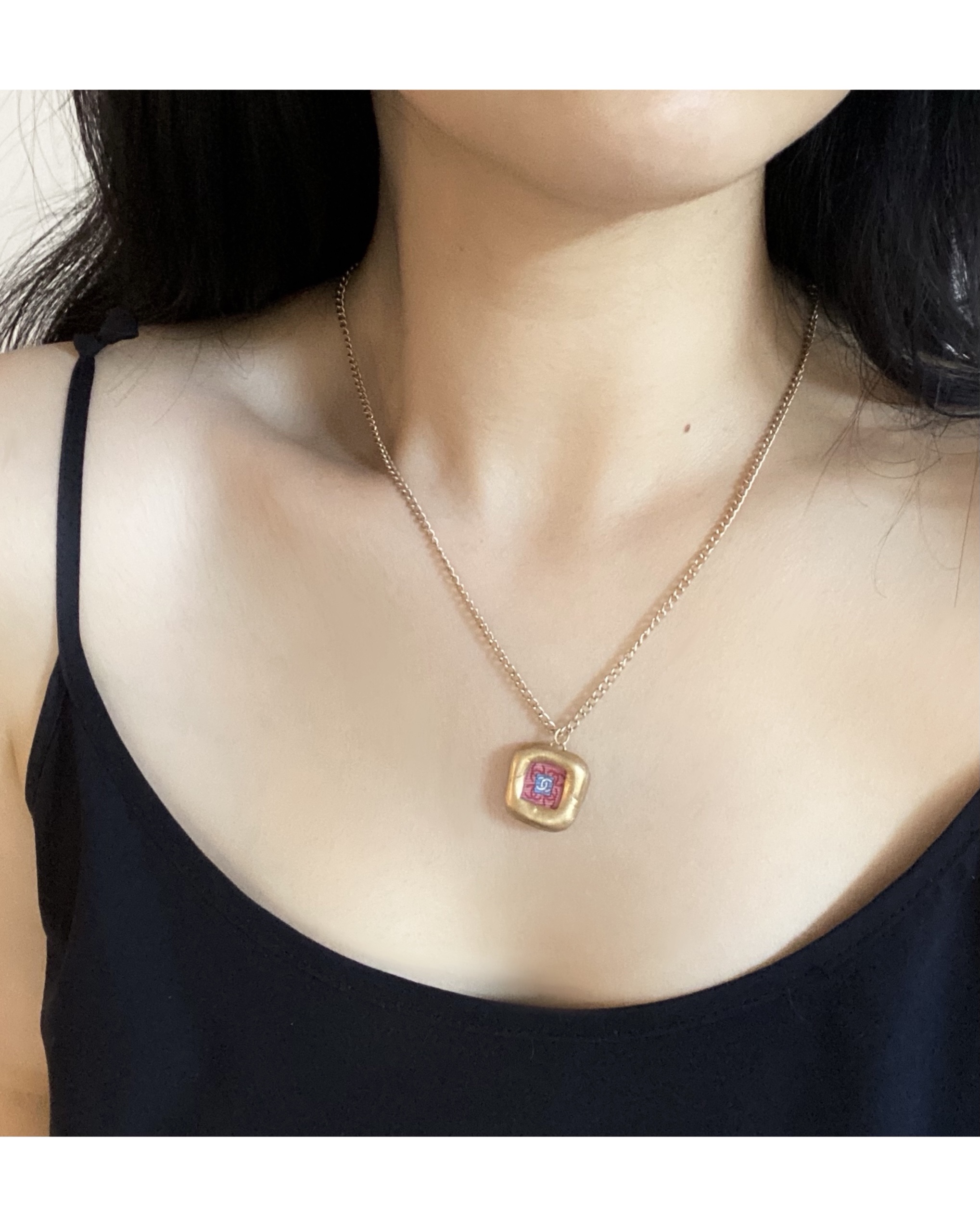 CHANEL melting square silk CC necklace no.30