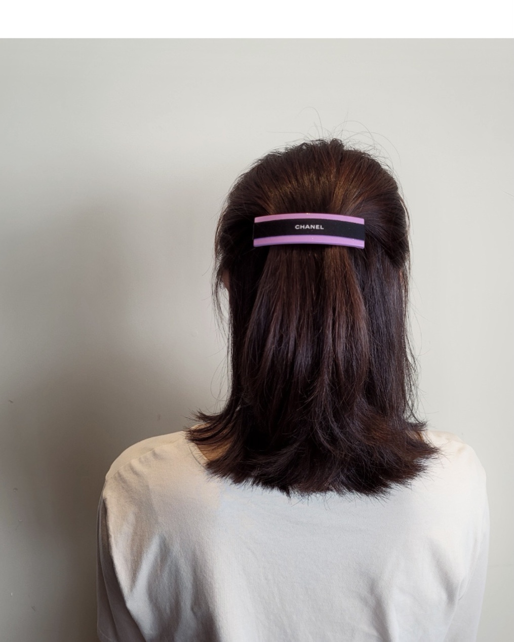 CHANEL candy color Initial hairclip no.37