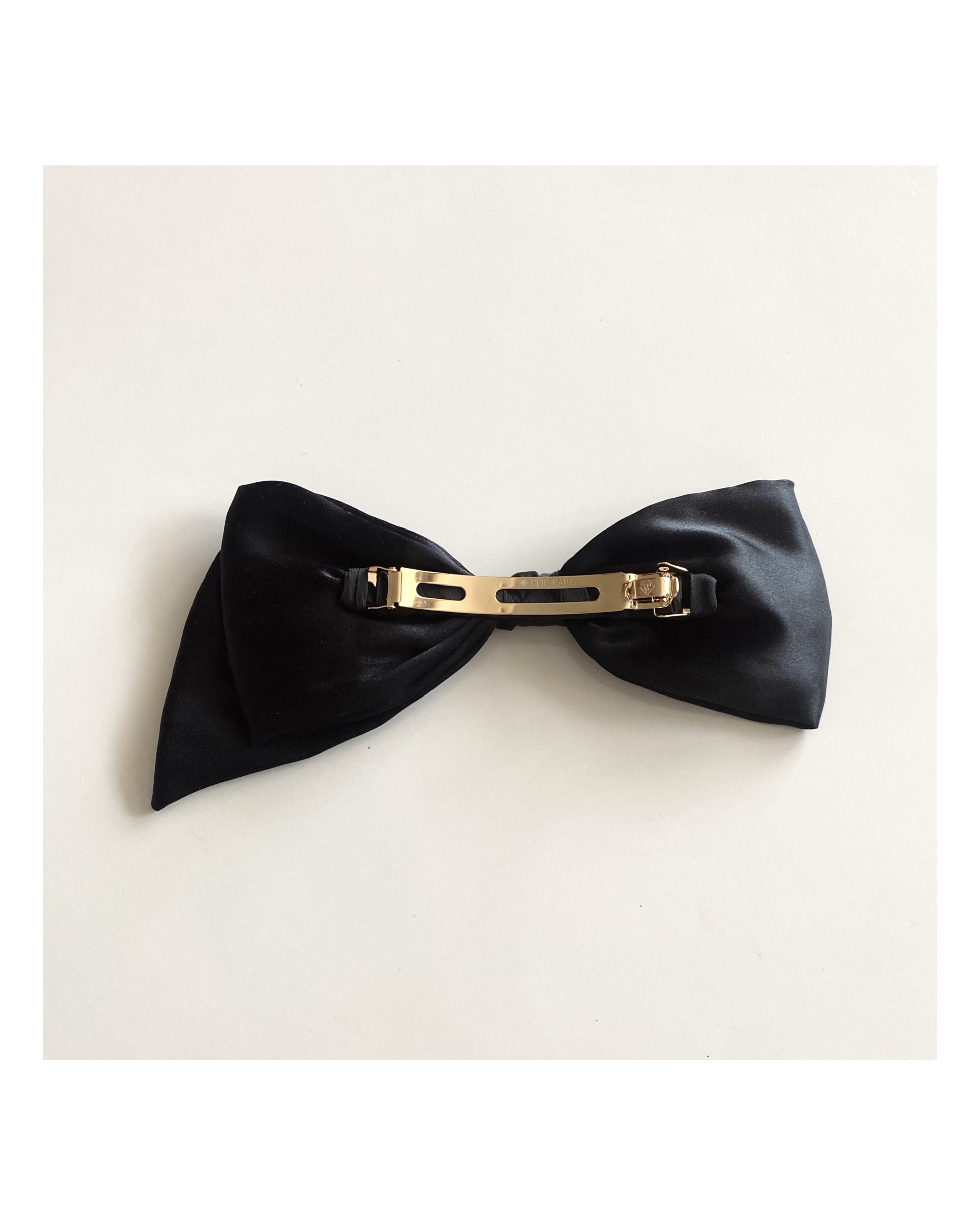 CHANEL Initial silk 100% ribbon hairclip no.40