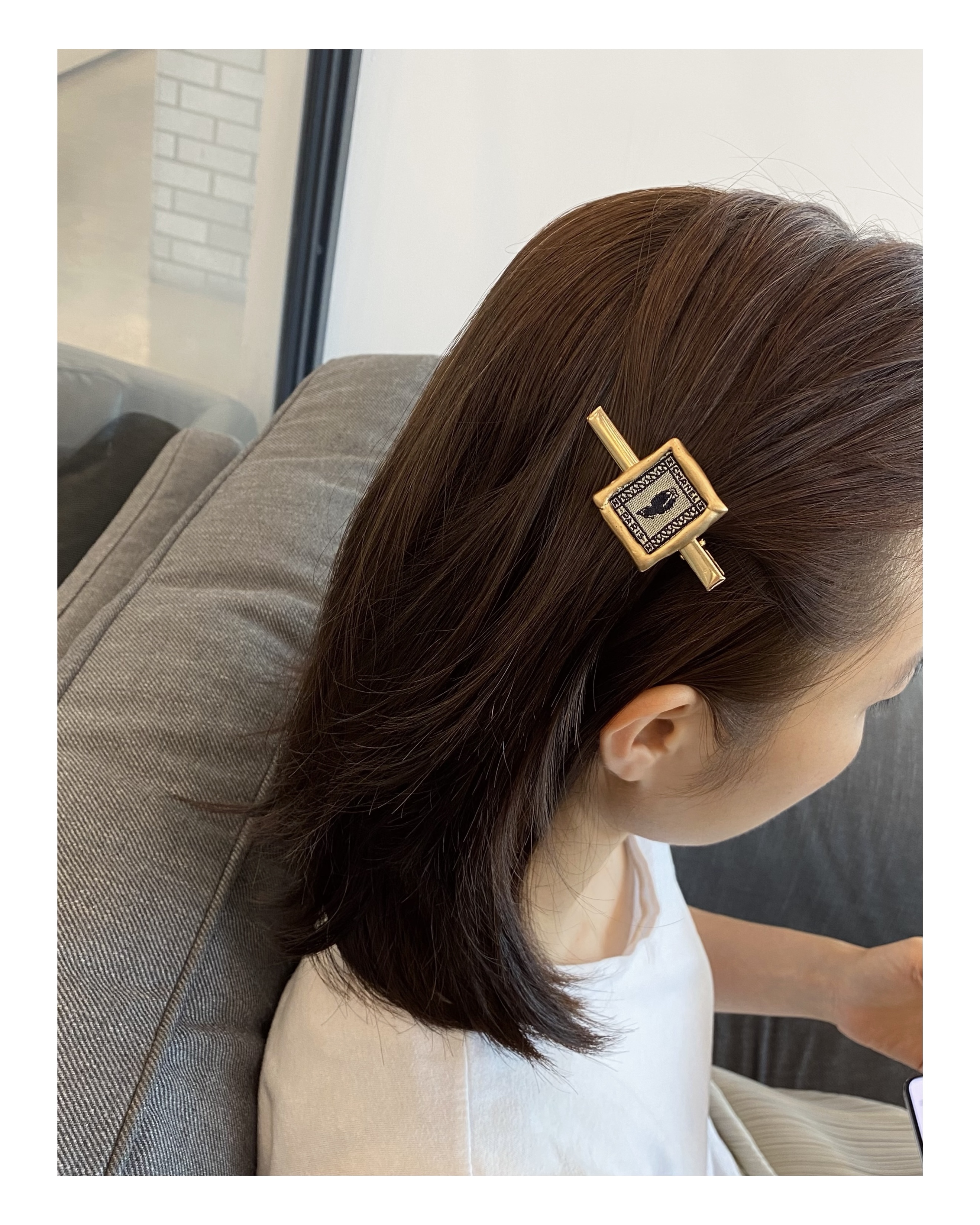 CHANEL madam coco & number 5 hairpin no.44