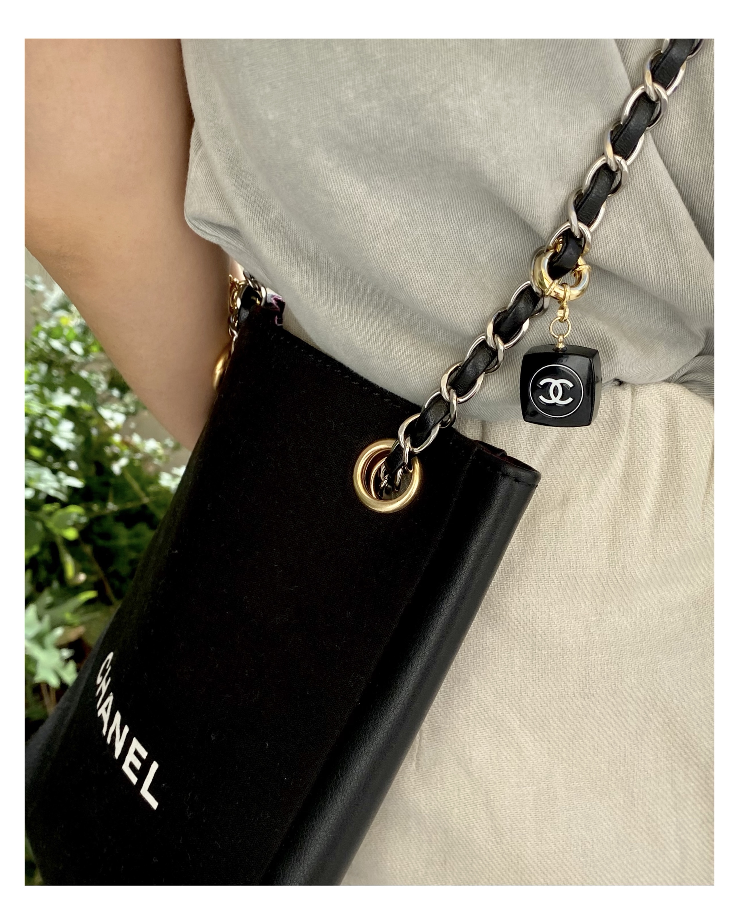 CHANEL bag charm series (silk button)
