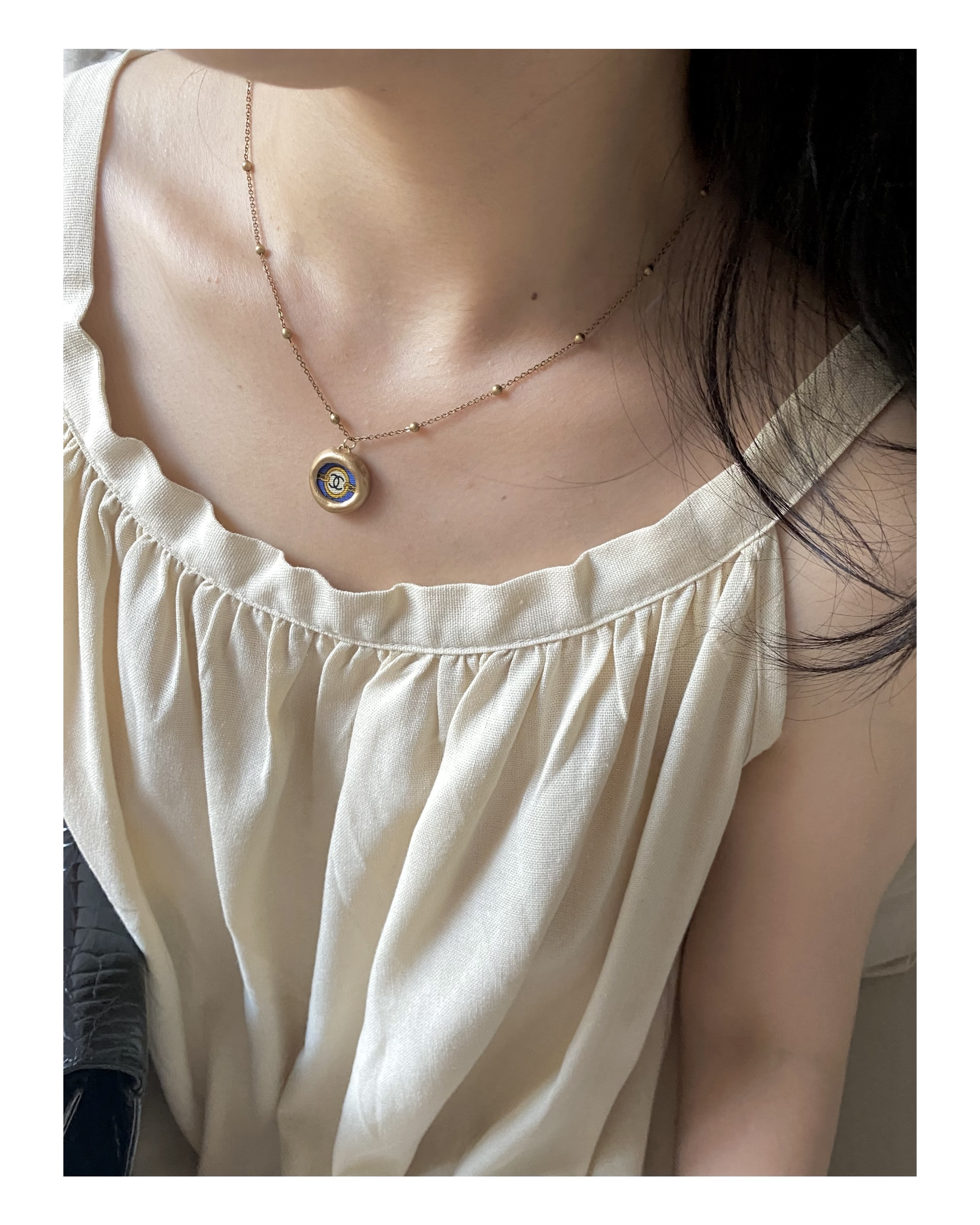 CHANEL blue silk button necklace no.33