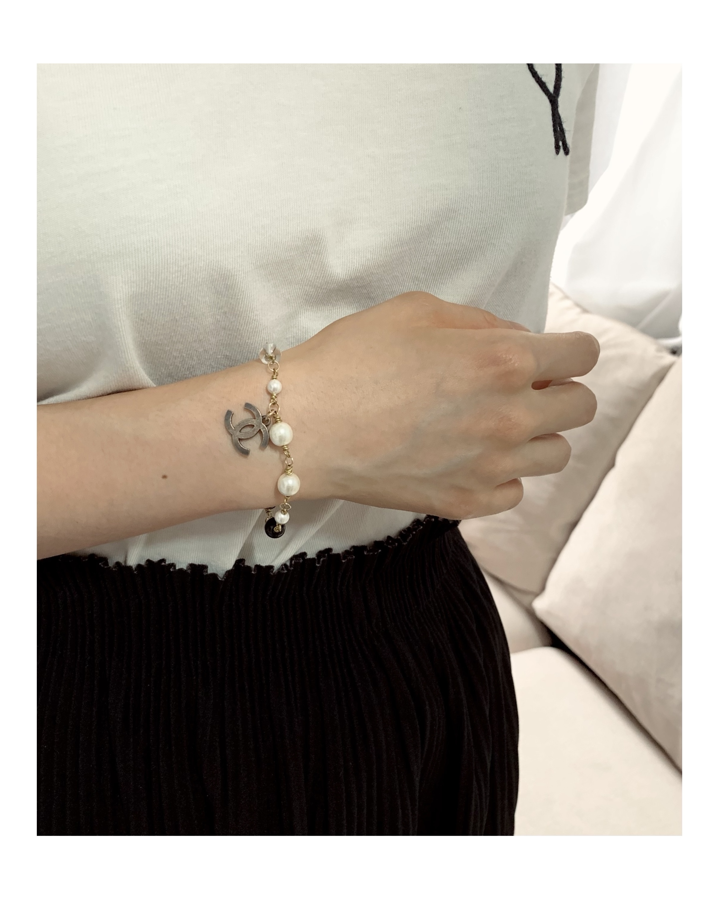 CHANEL bronze CC pearl bracelet
