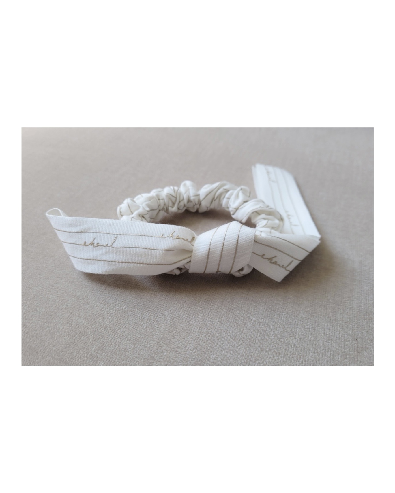 CHANEL cursive letter ribbon hair tie no.51