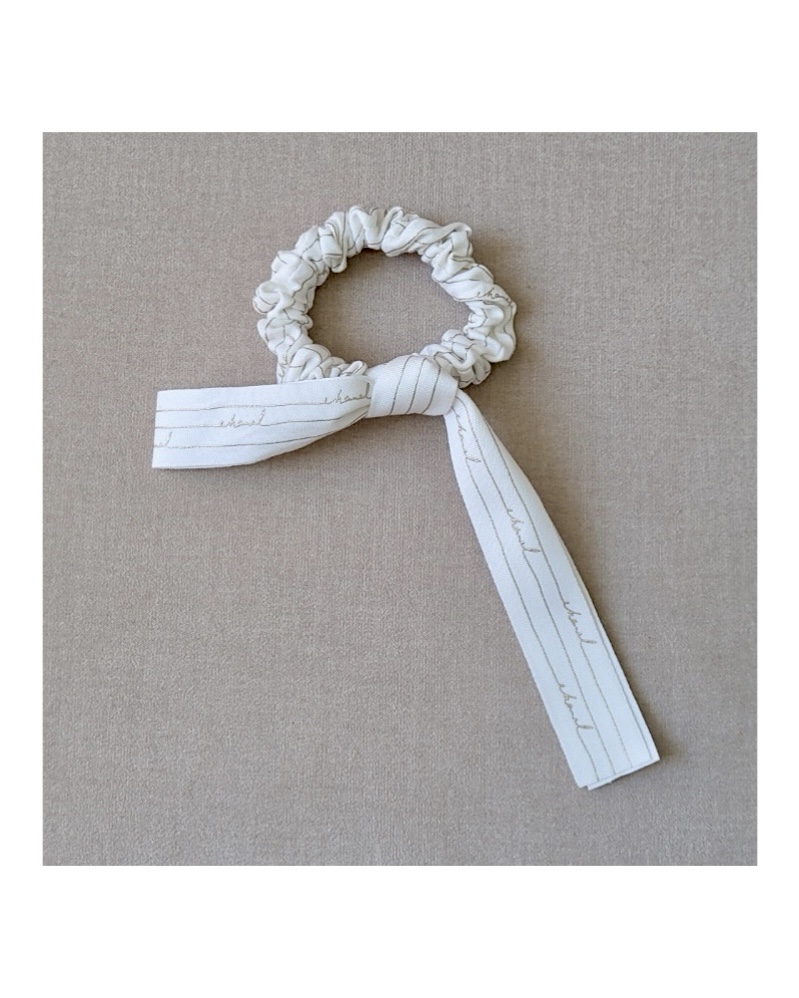 CHANEL cursive letter ribbon hair tie no.51