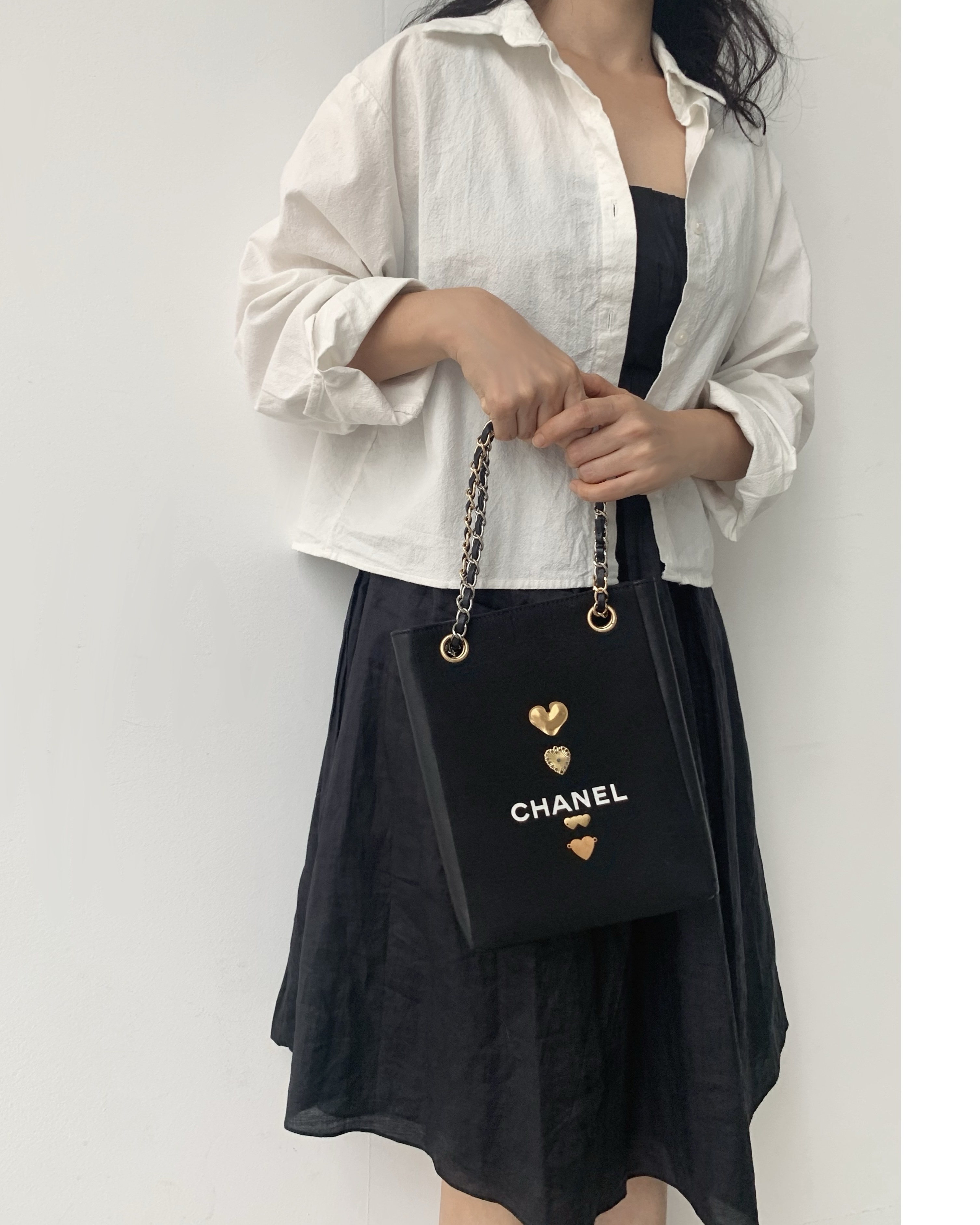 CHANEL dust X leather Initial bag (Heart edition) no.33