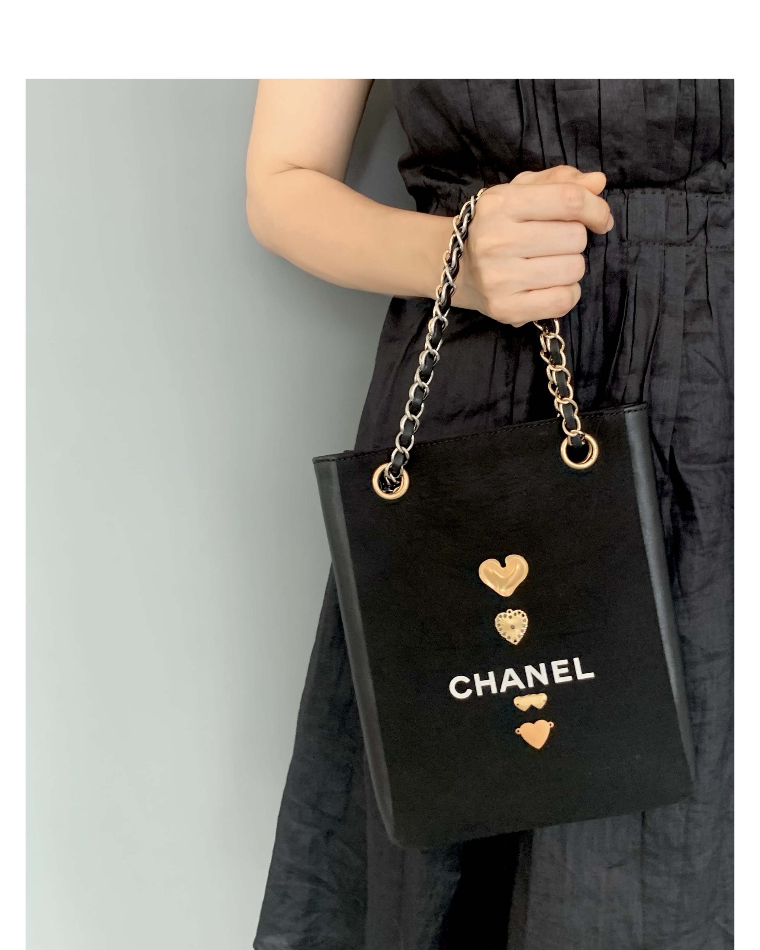 CHANEL dust X leather Initial bag (Heart edition) no.33