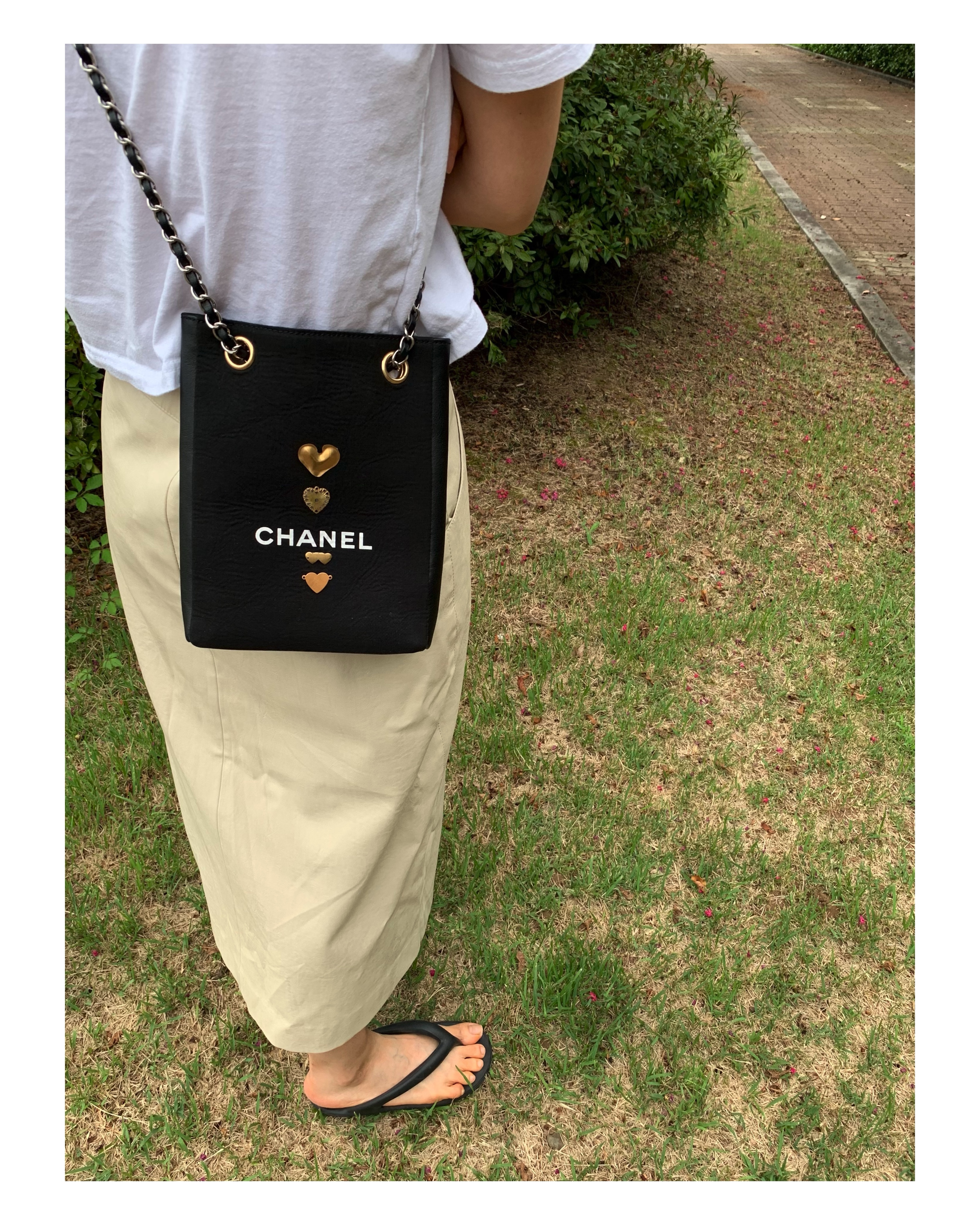 CHANEL dust X leather Initial bag (Heart edition) no.33